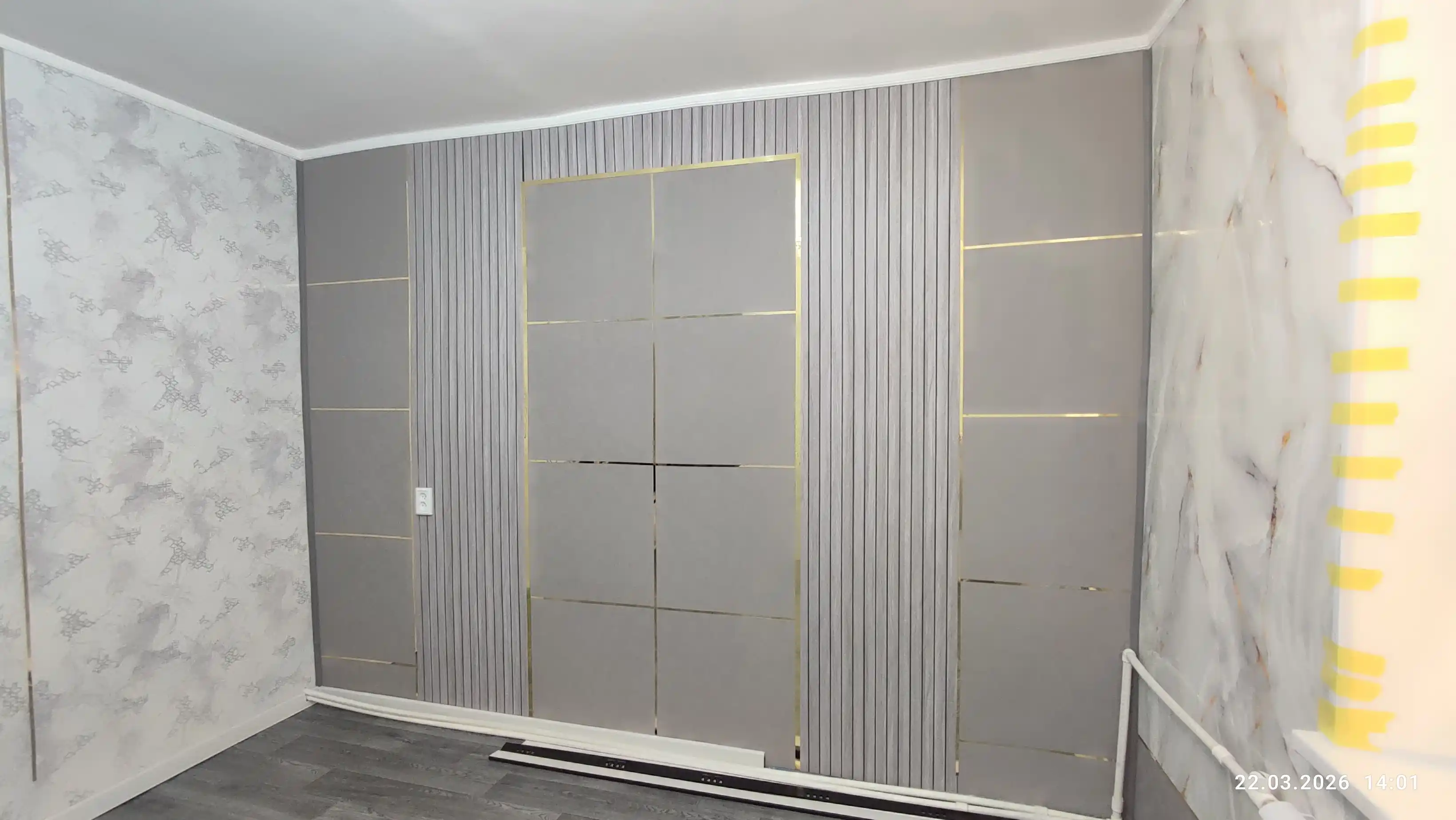 Devor uchun o‘z-o‘zidan yopishadigan 3D oboylar 60×60 sm, relyefli, och rangli