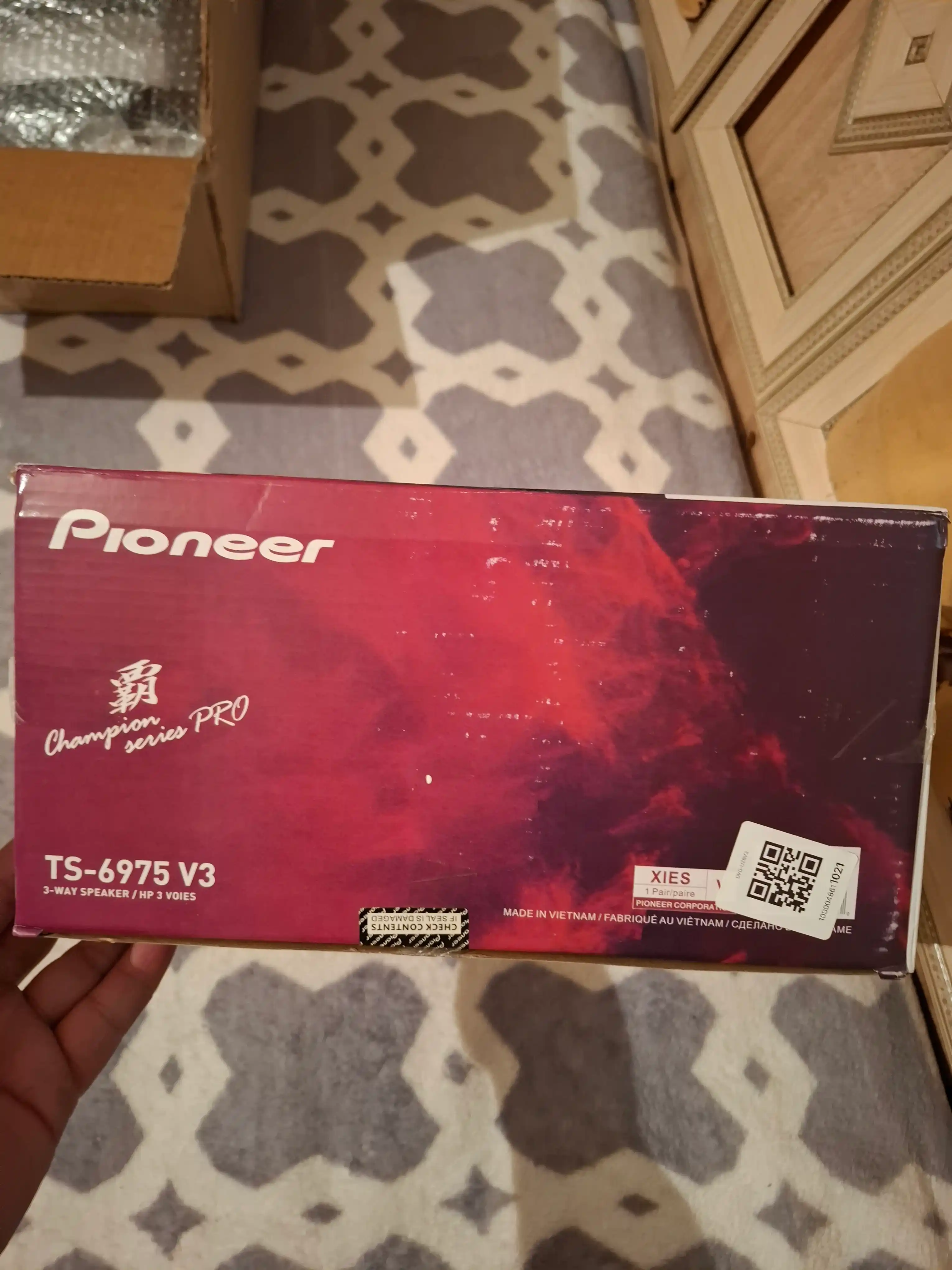 Pioneer Champion V3 Kalonka 550 Wat 2 шт очень мощный и не требует гигантского усилителя