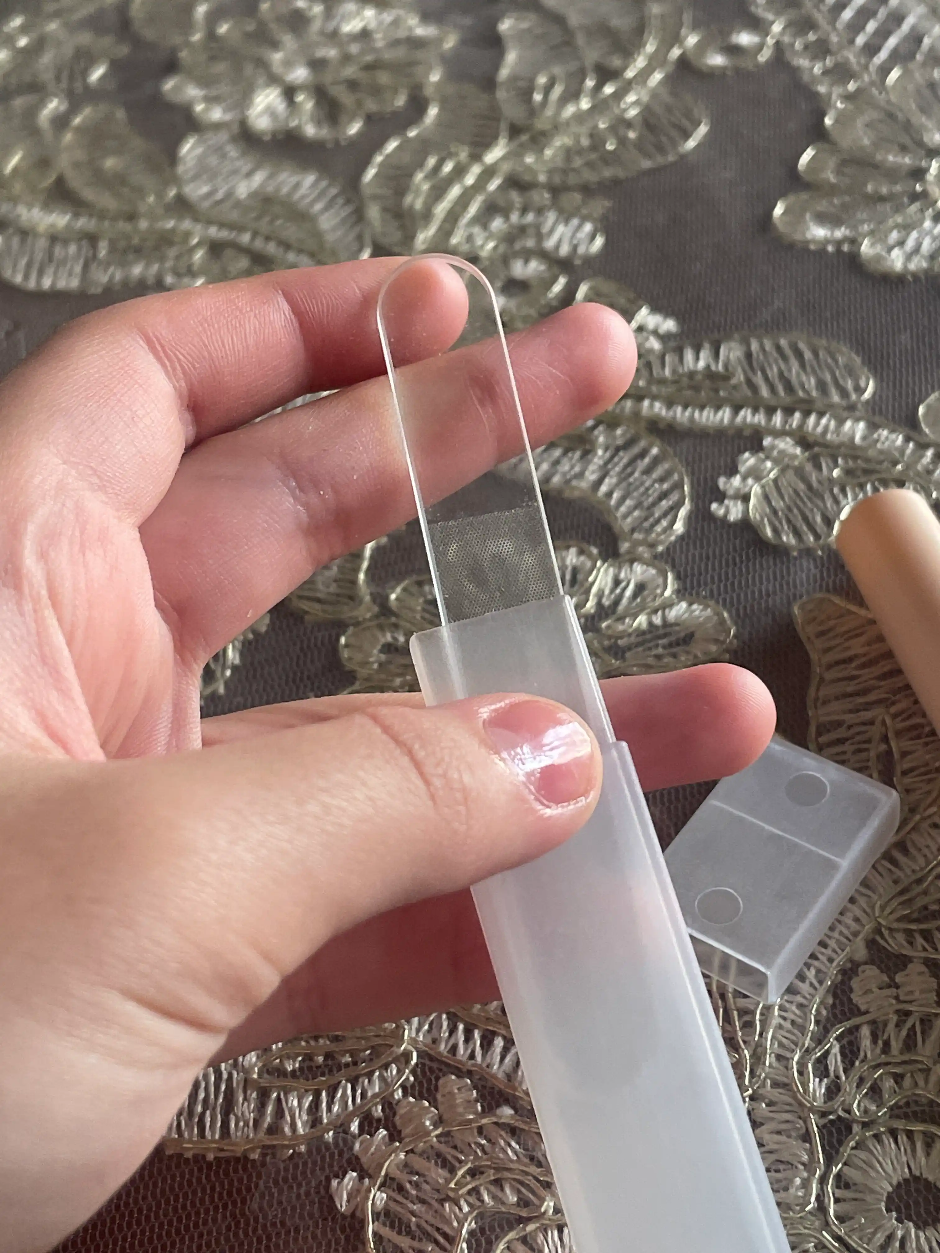 2 tasi 1 da shisha nano tirnoq pilkasi — professional manikyur va jilolatish uchun