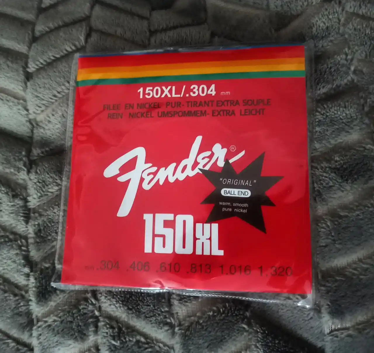 Akustik gitara uchun Fender 150/012 torlari+ 1 mediatr