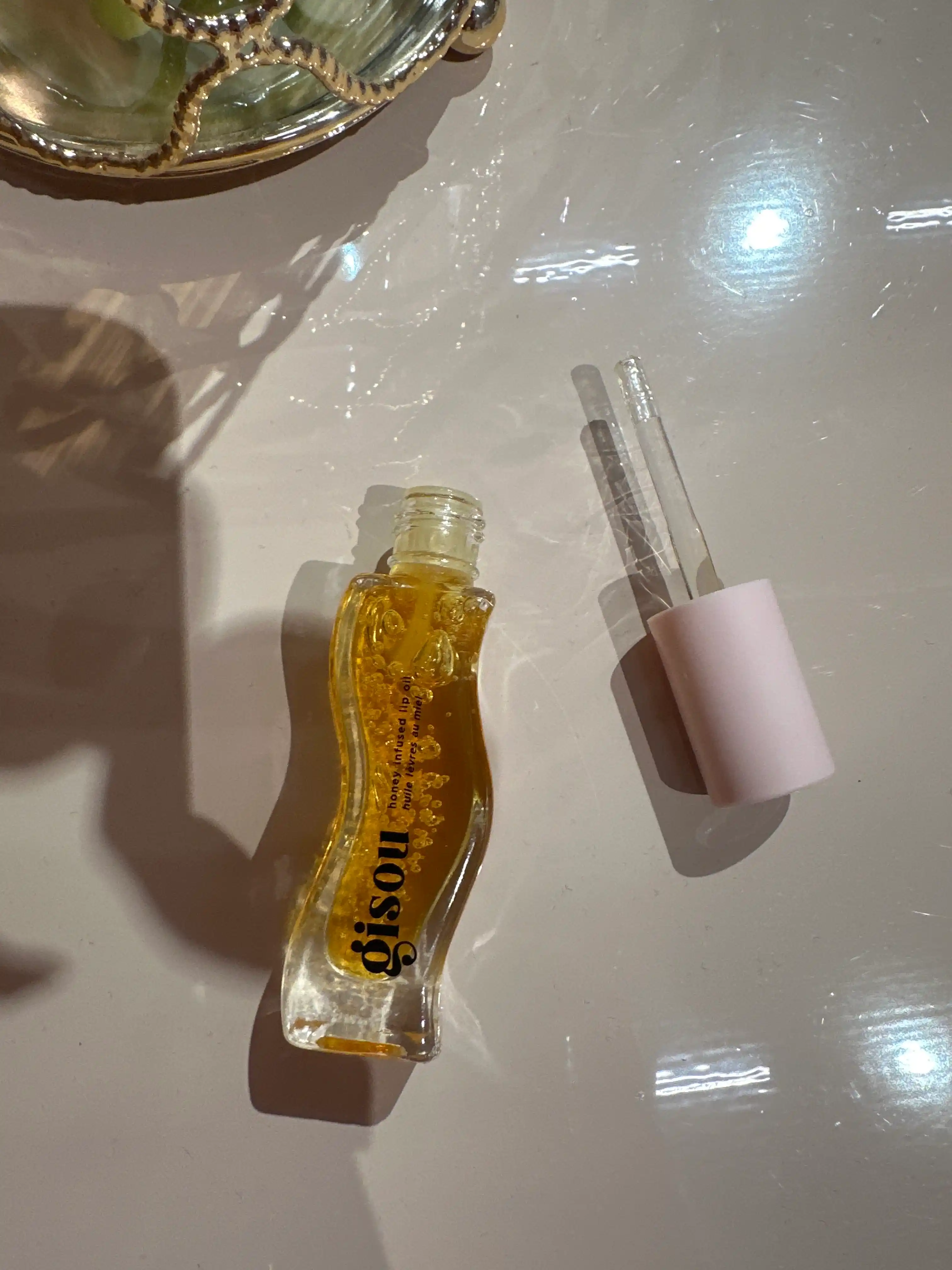 Масло-блеск для губ Honey Gisou