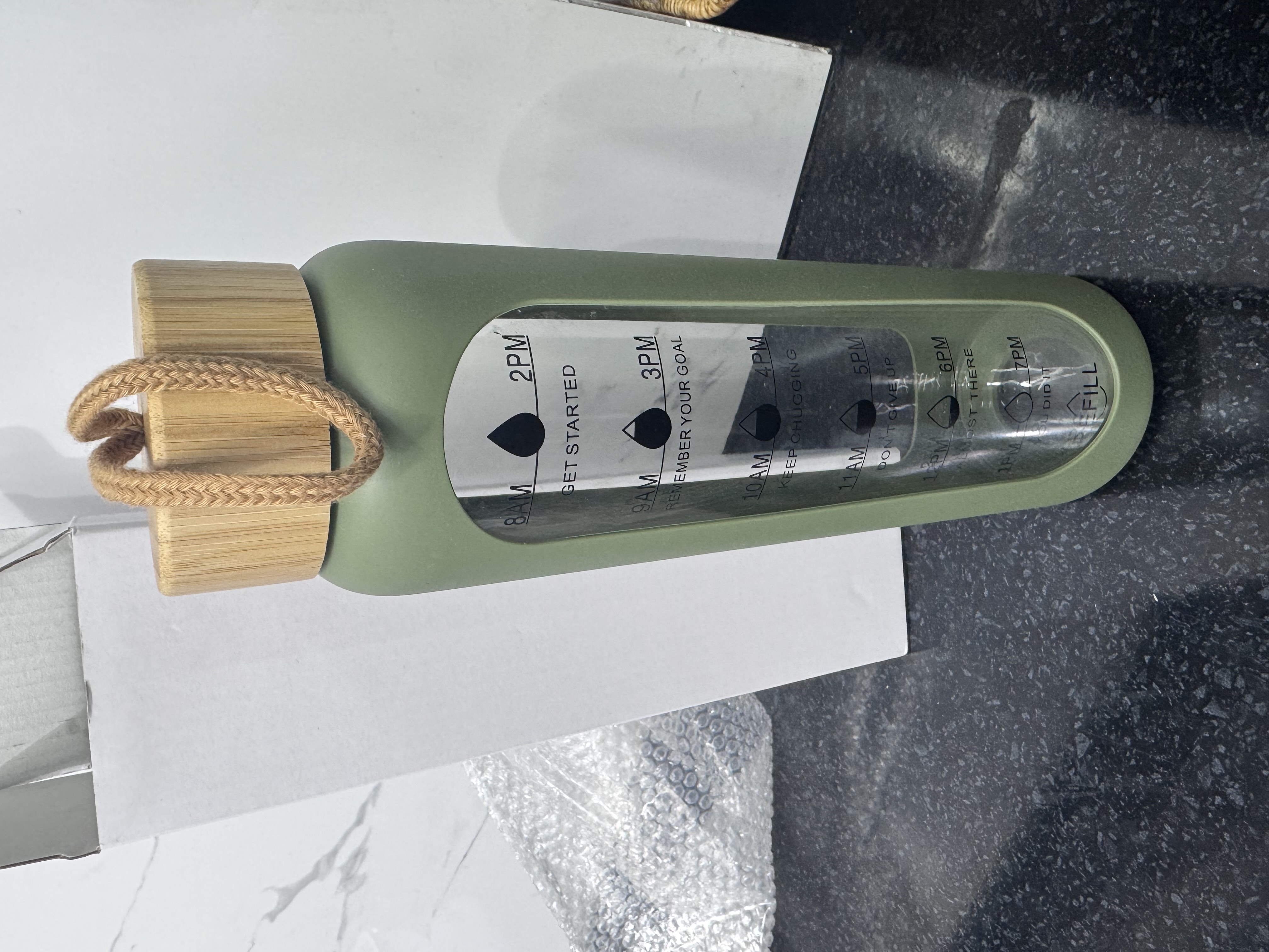 Suv uchun shkalali shaffof shisha idish, 1 liter suv butilka