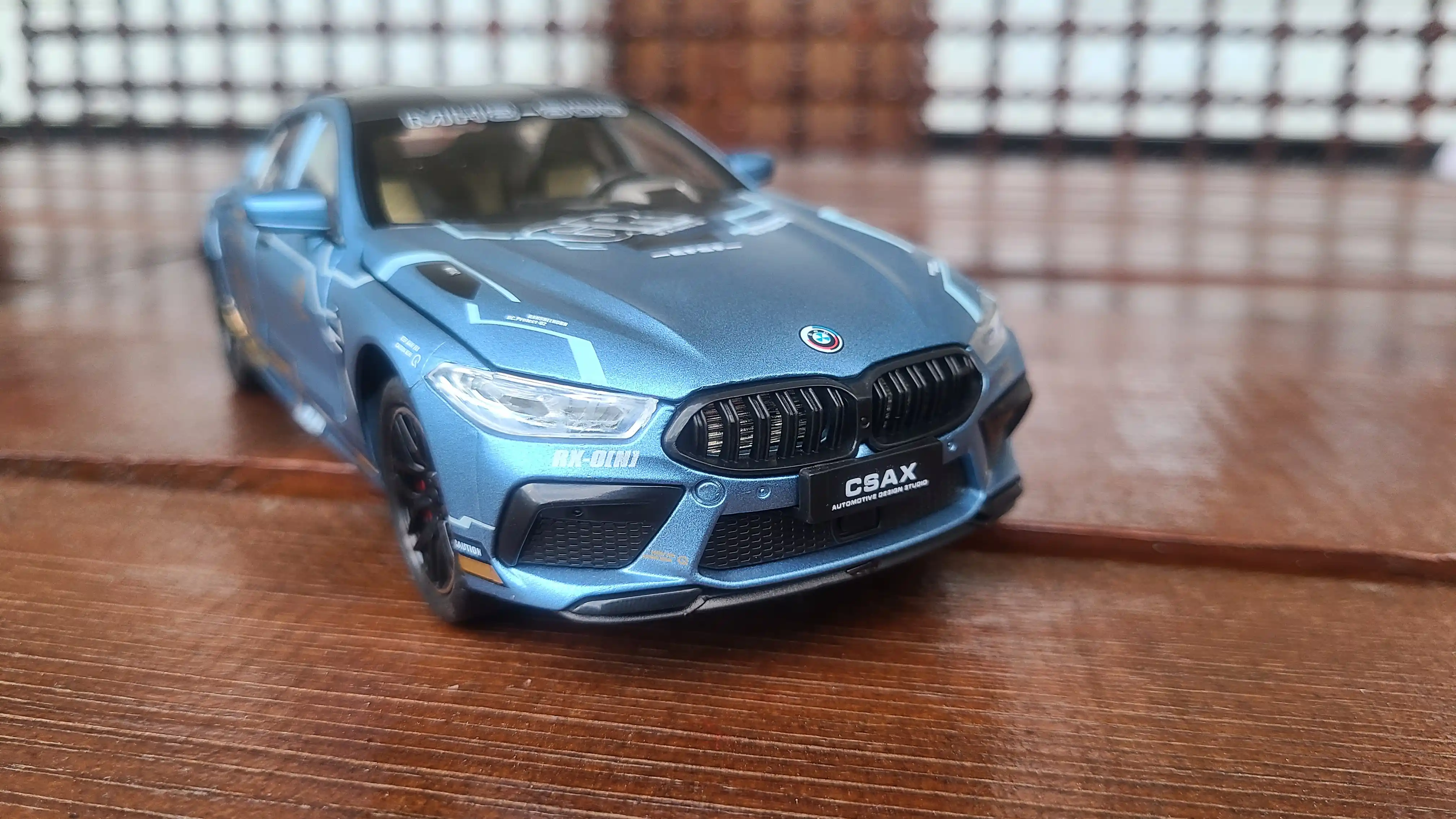 Kolleksion model BMW M8, 1:24, 21 sm