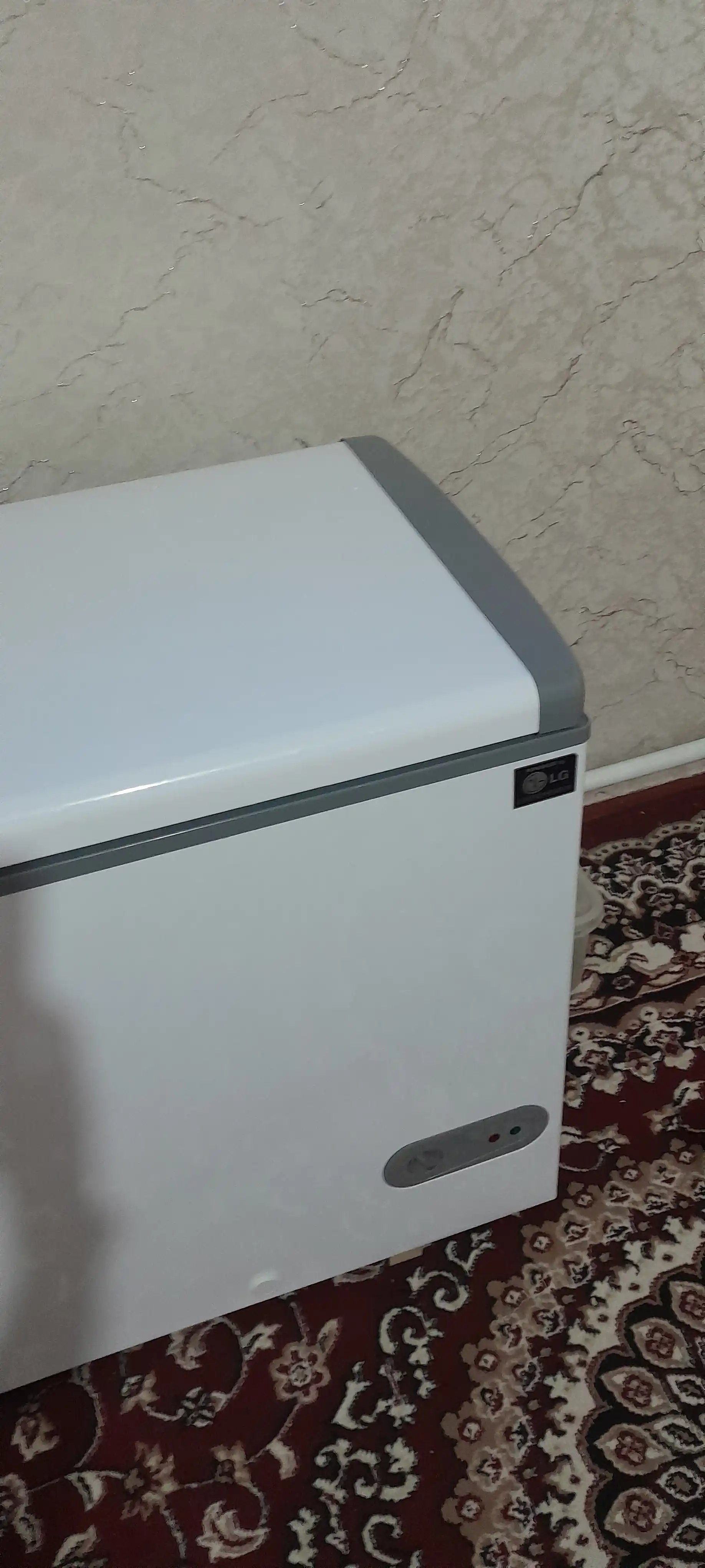Морозильник Kleo KDF 300, 220 л, R600a, до -23C, энергоэффективный морозильный ларь