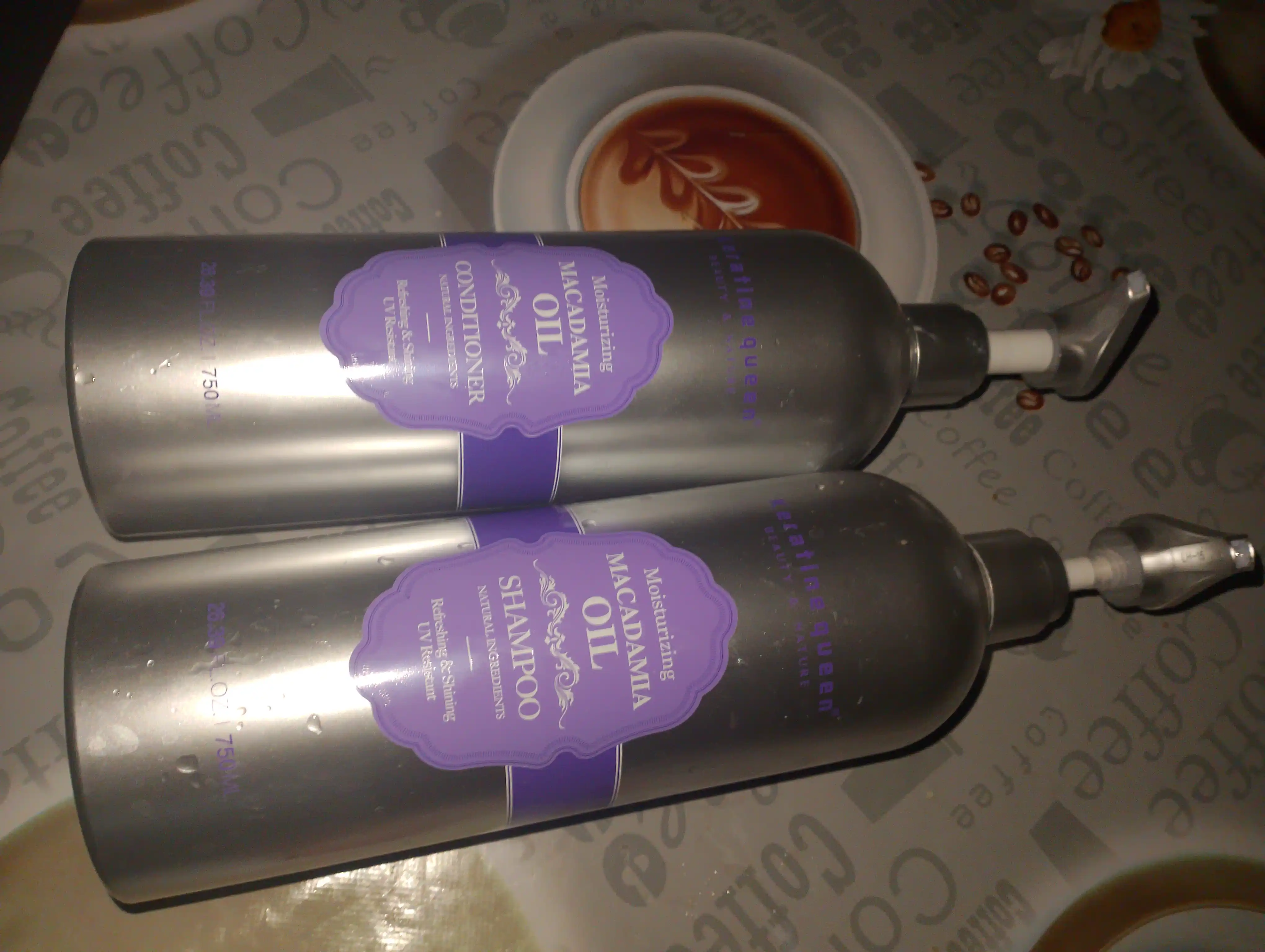 Keratine Queen makadamiya yog‘li, sulfatsiz konditsioner, barcha soch turlari uchun 750 ml