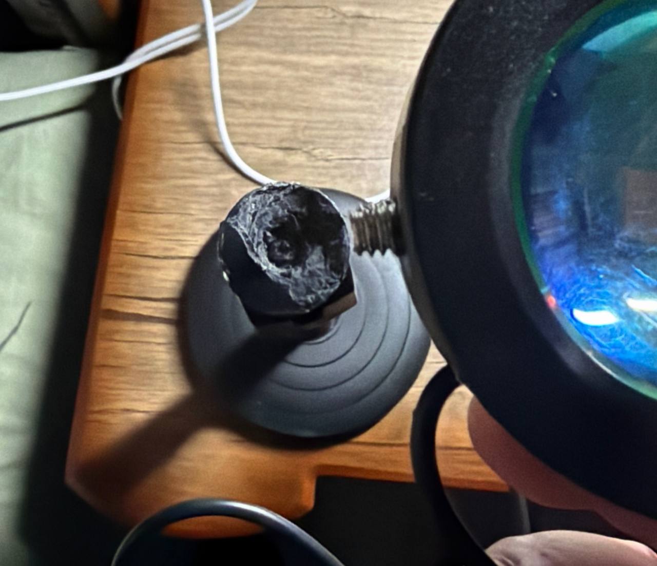 Stol va polga o‘rnatiladigan zakat chirog‘i,tik tok,16 ta rang RGB,sivitilnik orqa fon