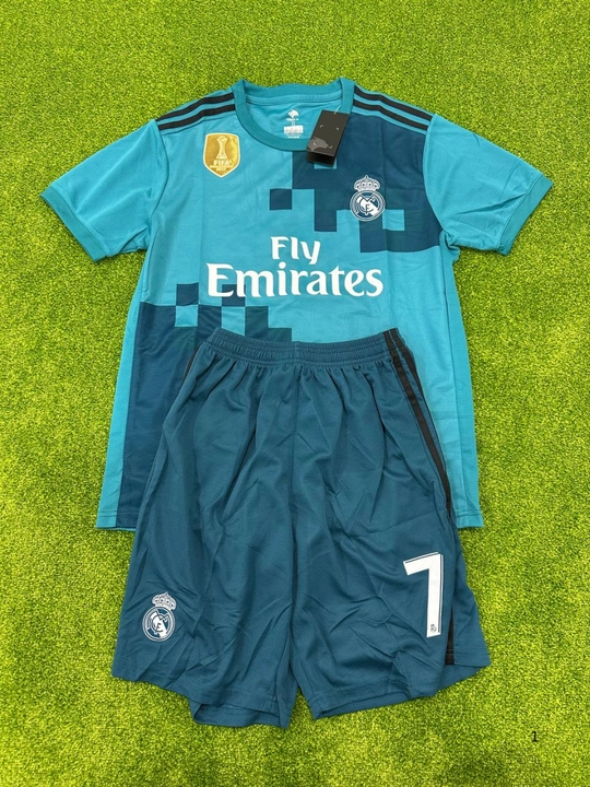 Футбольная майка «Милан» 2007 года с длинным рукавом, «Реал Мадрид» CR7 2018 года