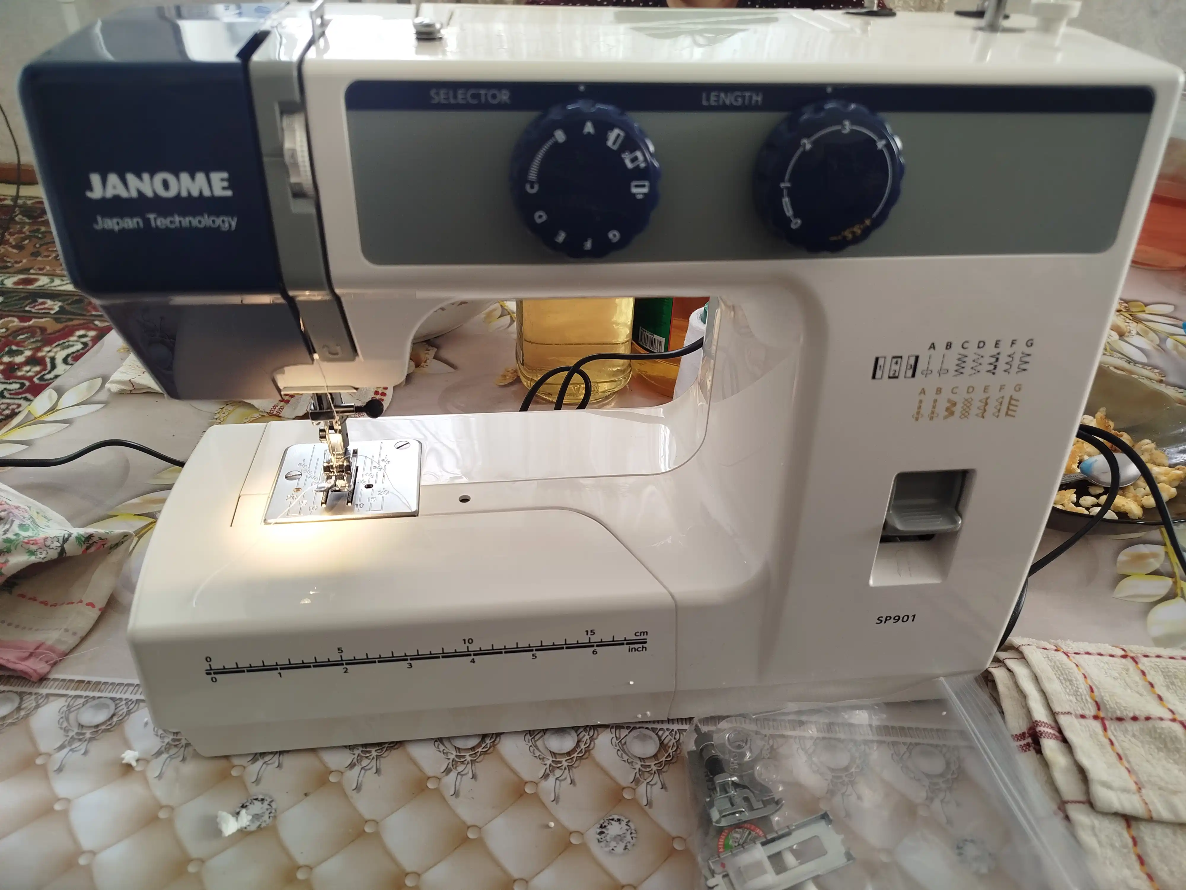 Швейная машина Janome SP901