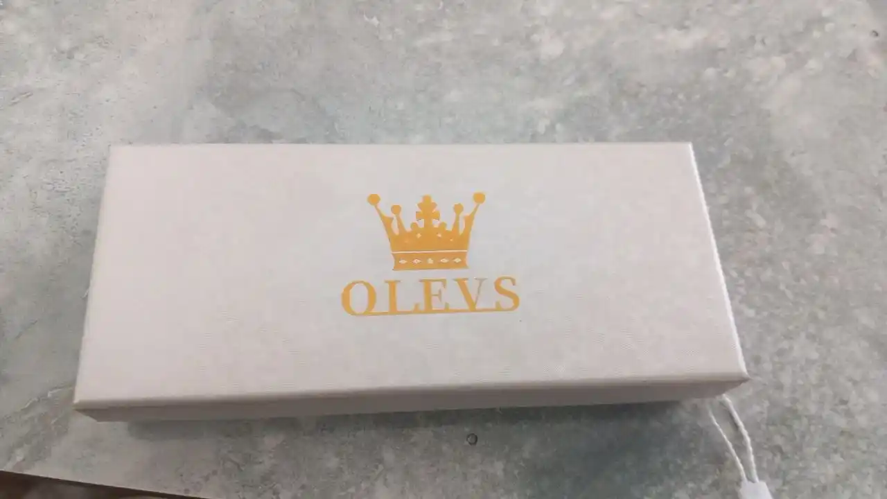 Olevs erkaklar qo'l soati, sovg'a qutisi bilan