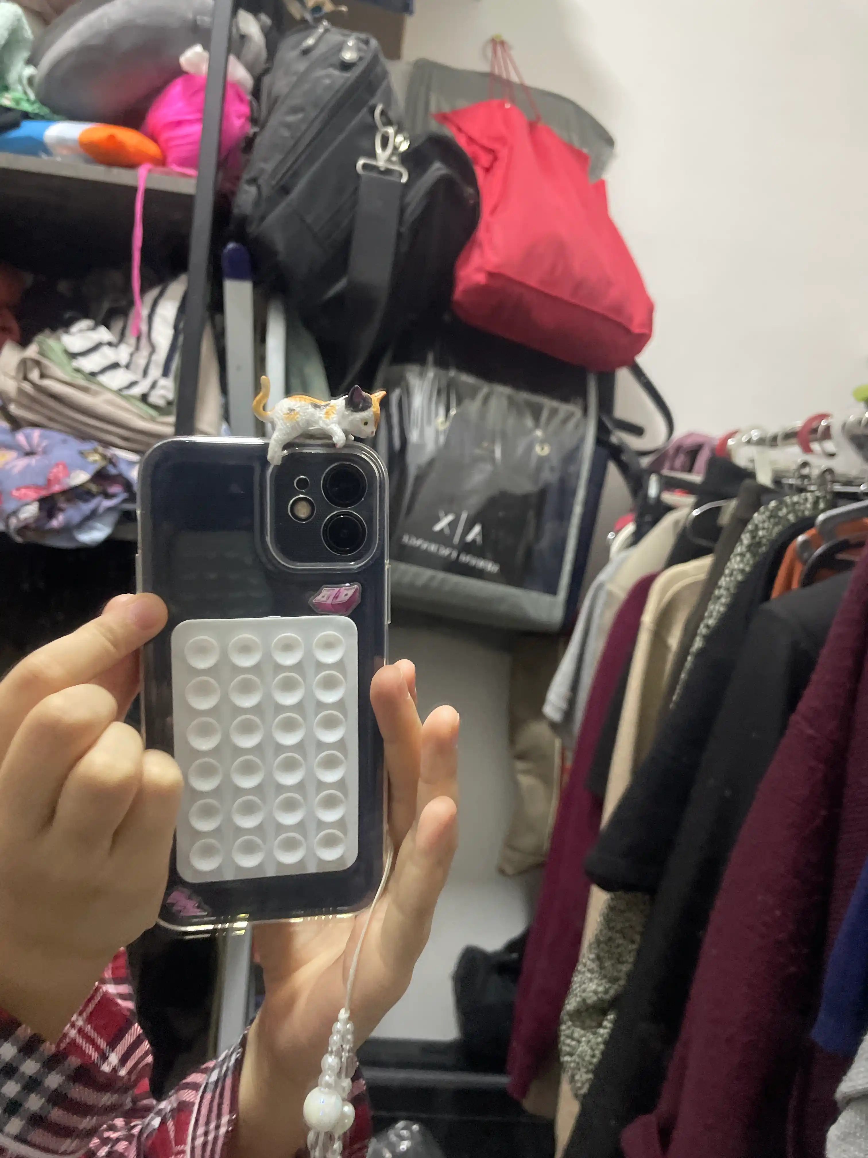 Telefon uchun ilgak Yopishqoq mushukchalar, 1 ta tasodifiy o‘yinchoq