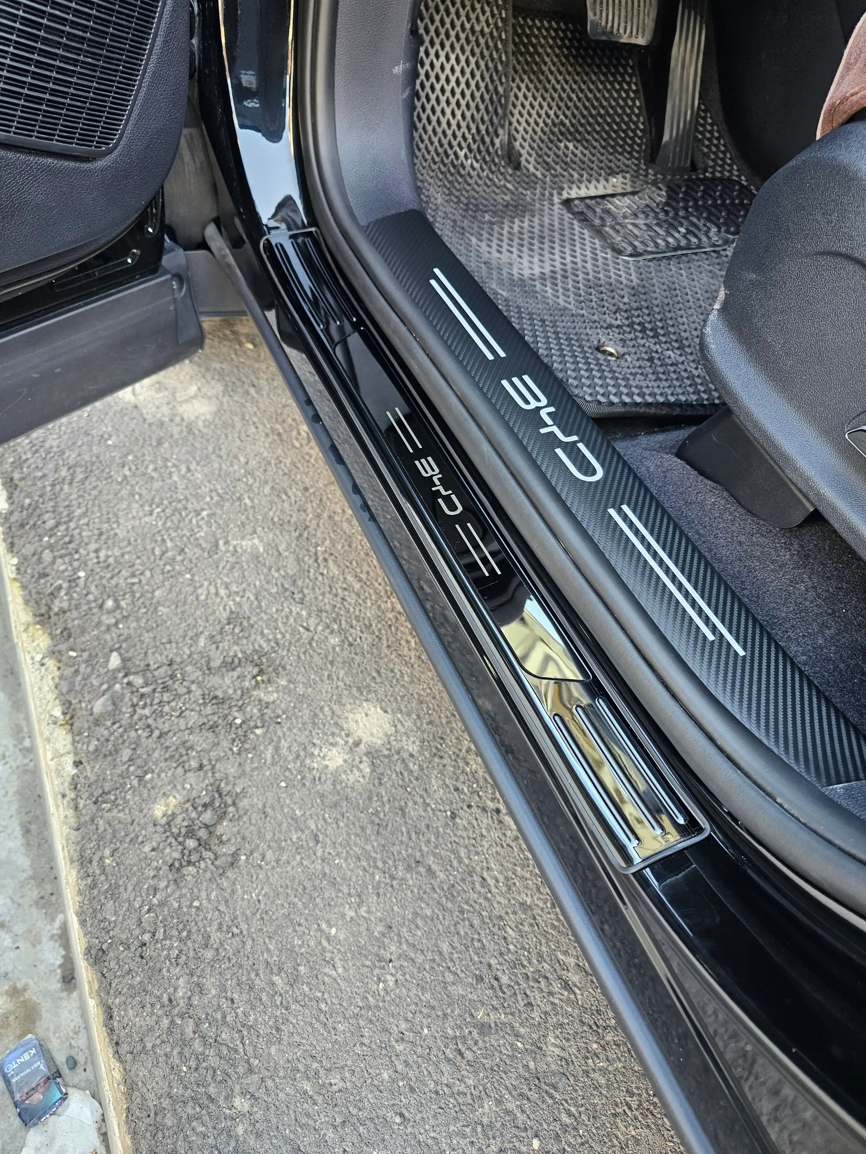 BYD va Deepal eshik ostonasi himoya plyonkasi, 4 dona — tirnalishga qarshi nakladkalar