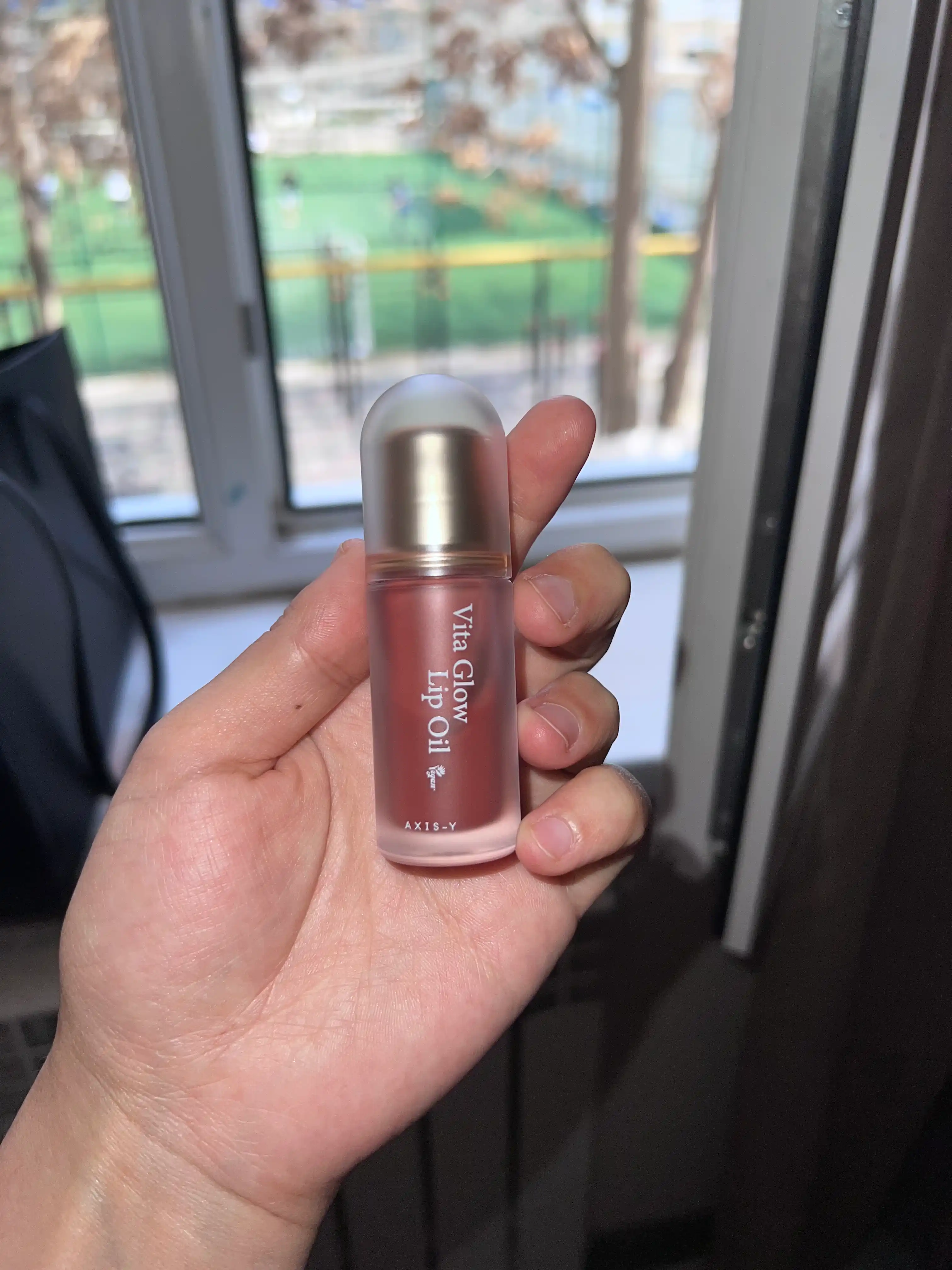 Витаминное масло для губ AXIS-Y Vita Glow Lip Oil, 4.5г