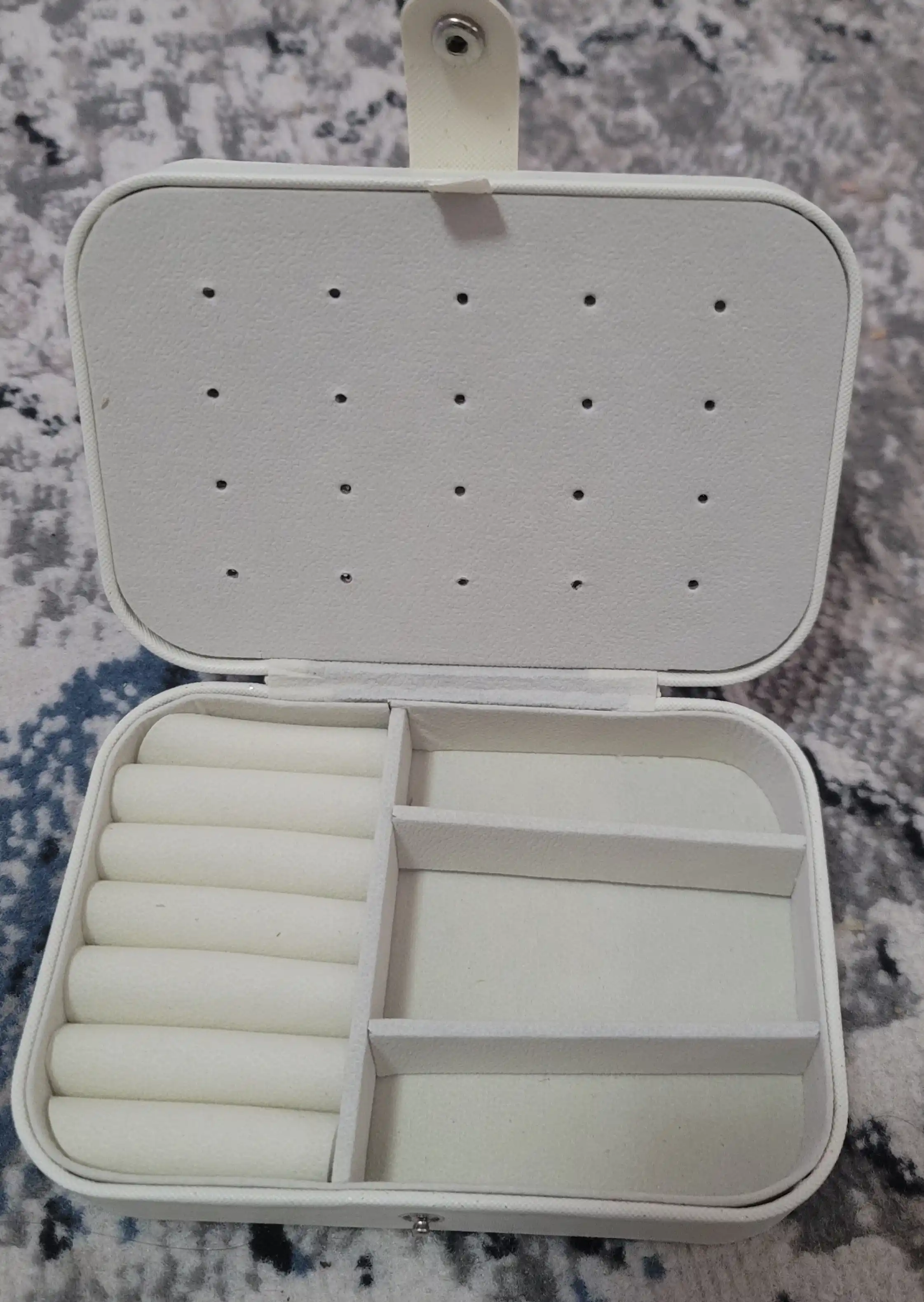 Organayzer, taqinchoqlar qutisi, quti