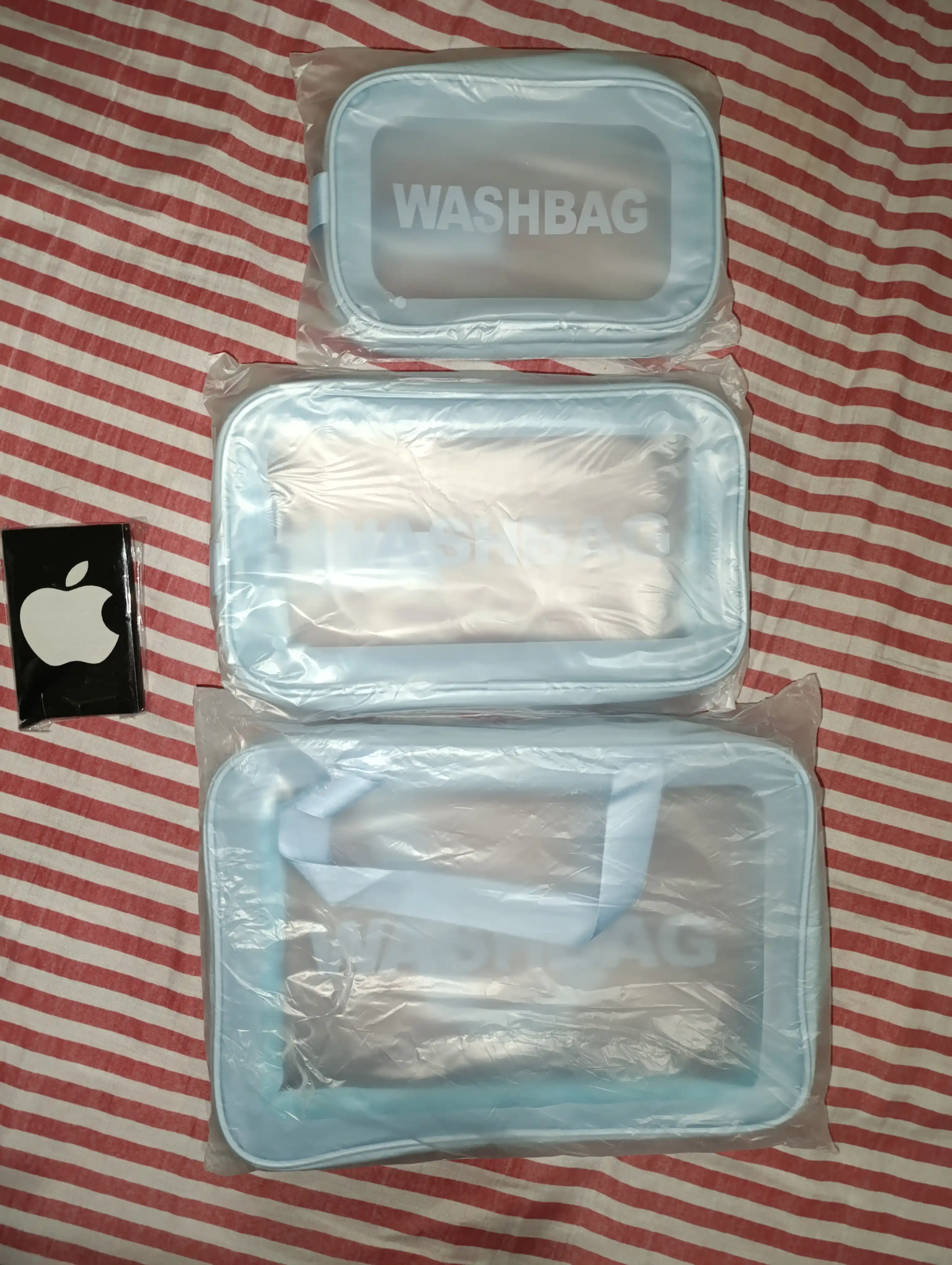“WASHBAG”  3 xil o‘lchamli va 4 rangli suv o‘tkazmaydigan kosmetik sumkalar  (PVX-neylon)
