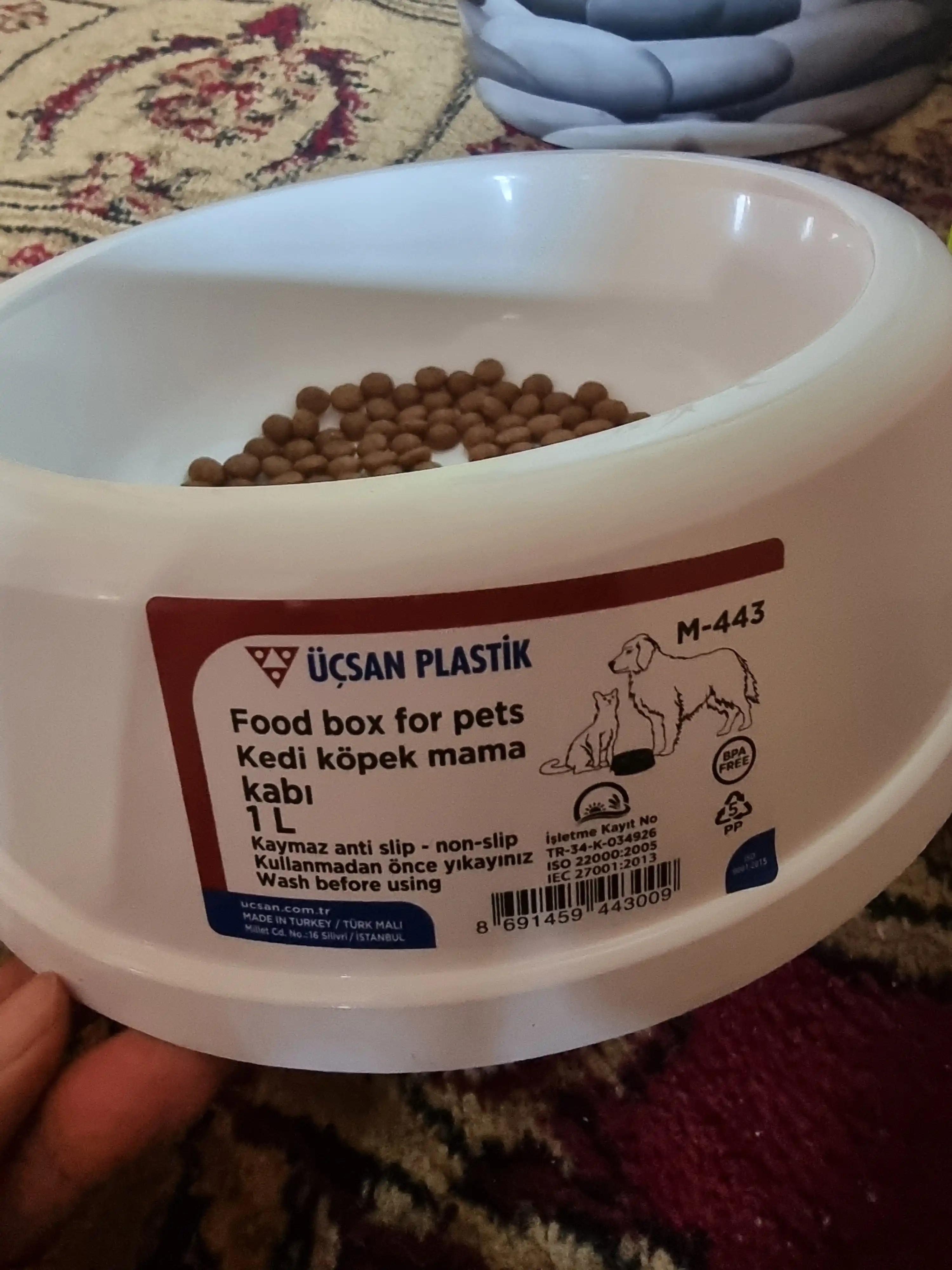 Mushuk va itlar uchun oziq-ovqat va suv plastik idishi, 1 litr