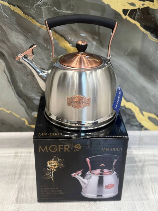 Чайник со свистком 3.0L MGFR, нержавеющая сталь, деревянная ручка
