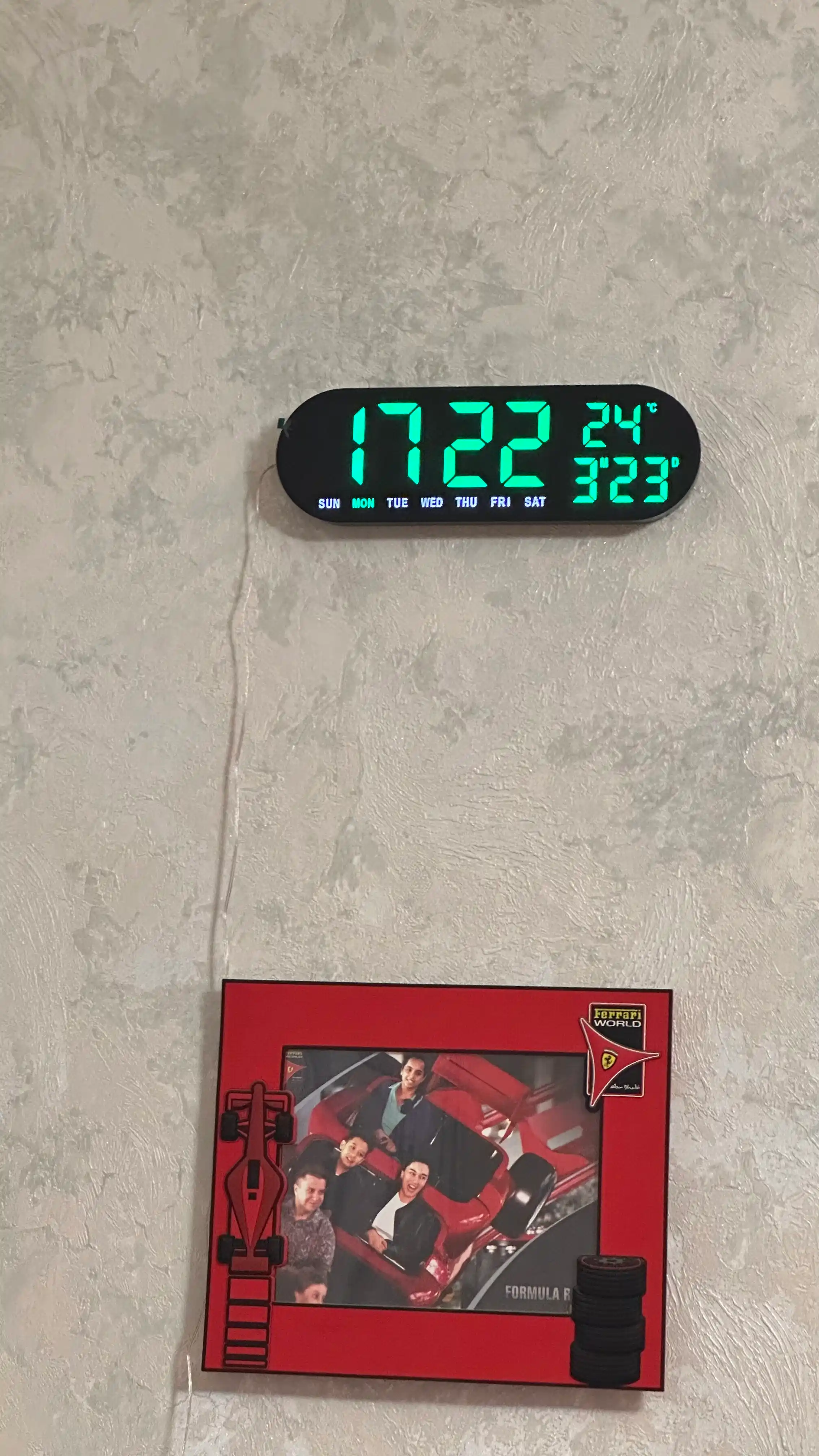 Raqamli soat, budilnik, taqvim, harorat sensori bilan, LED devor soati