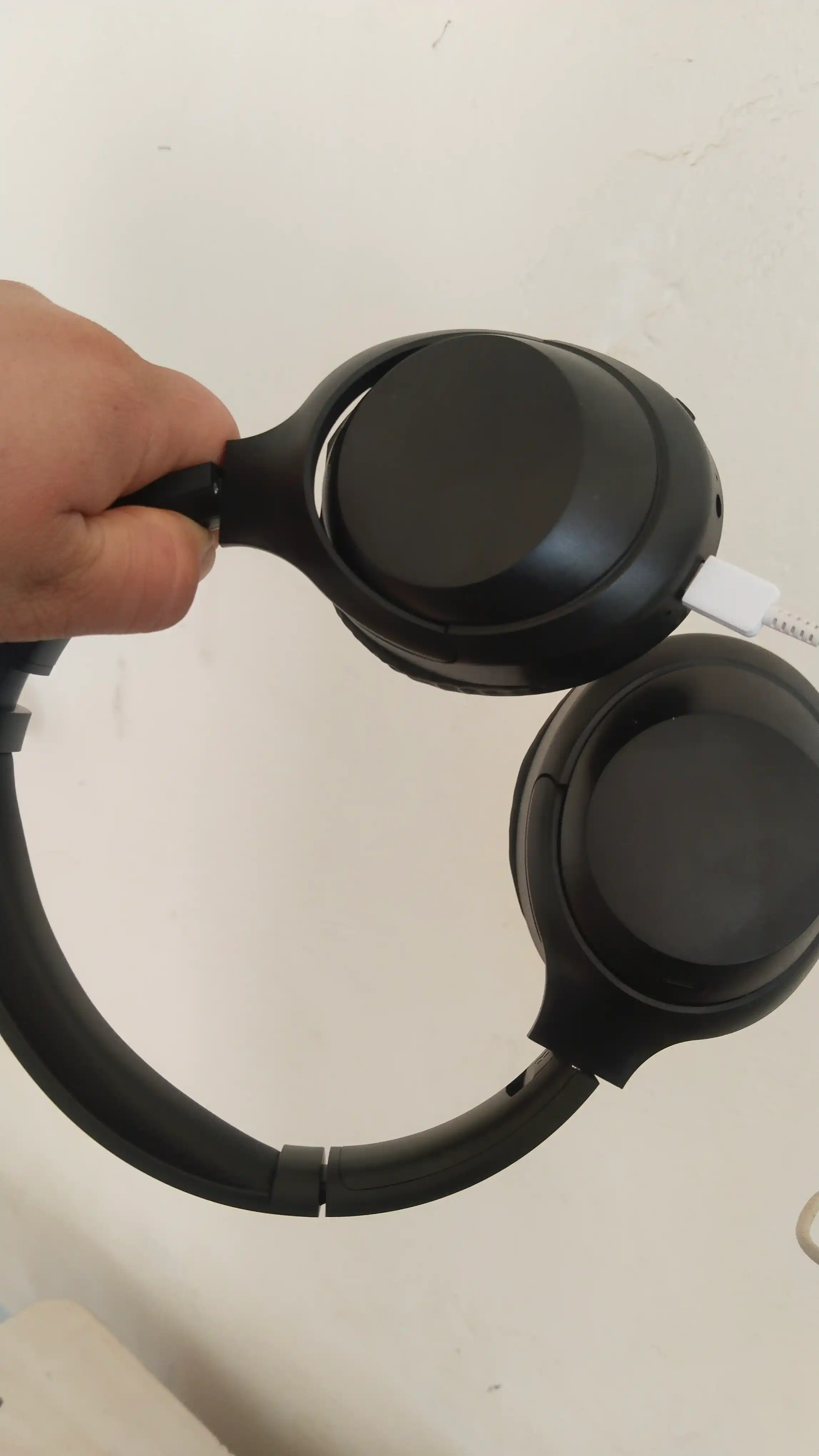 Simsiz quloqchin Bluetooth – to‘liq o‘lcham, mikrofonli, SD karta va radio C2235