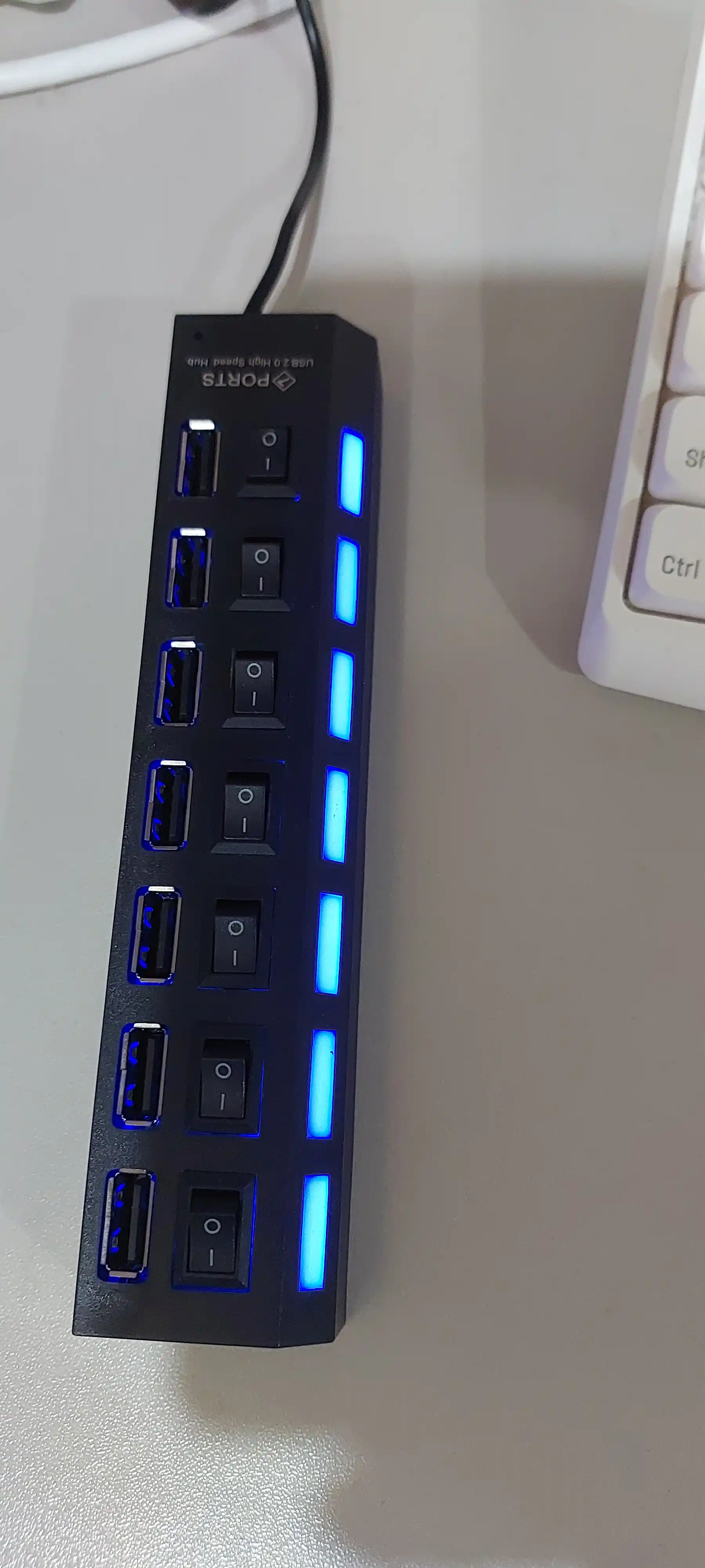USB-КОНЦЕНТРАТОР. Разъем с 7 портами USB - быстрый, удобный и легкий концентратор 480 МБ/с