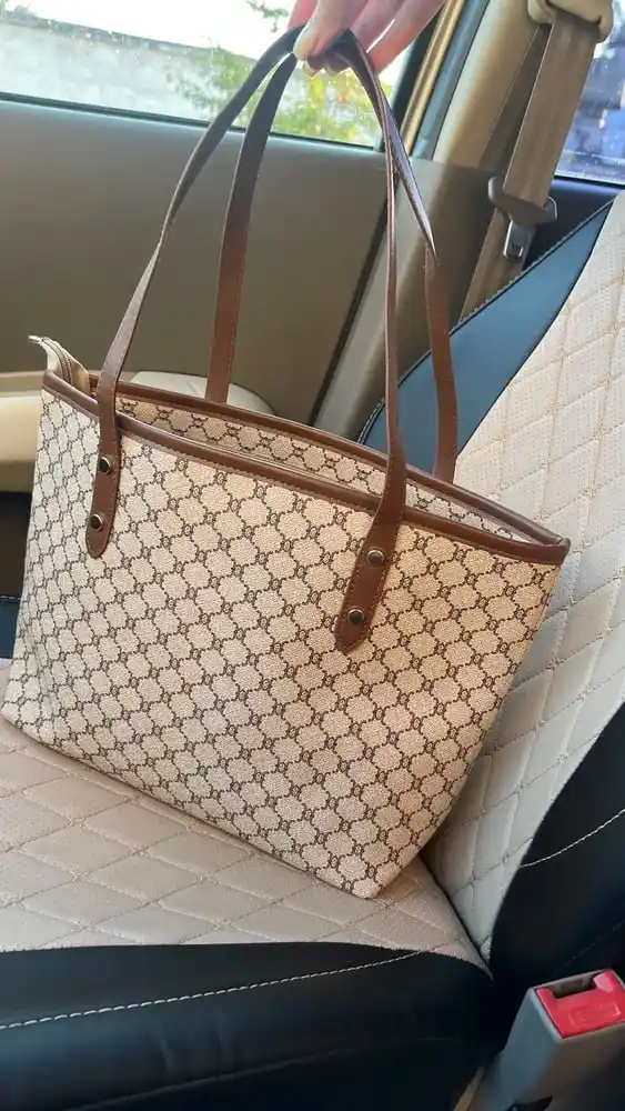 Ayollar sumkasi katta yelkali sumka A4, qizlar uchun 2-in-1 xaridor kosmetik sumkasi bilan