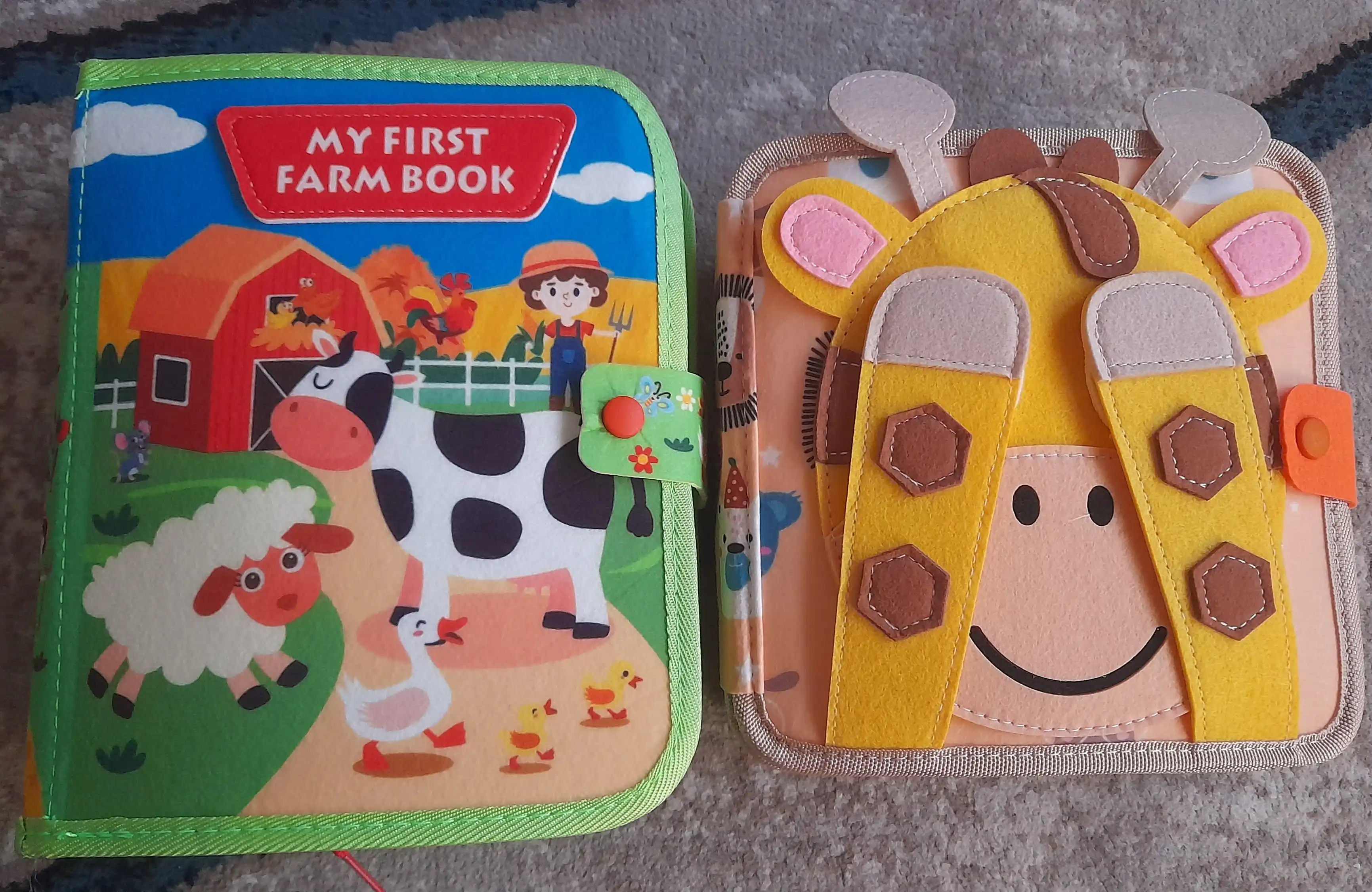 Usborne Busy Book, fetrdan tayyorlangan bizibord-kitob - kichkintoylar uchun taktil rivojlantiruvchi kitob