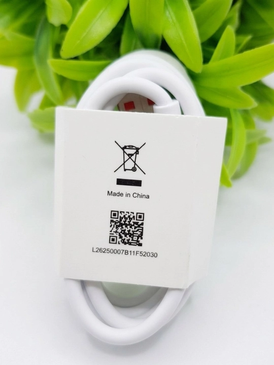 Xiaomi 120W quvvatlash qurilmasi va Type-C kabellari