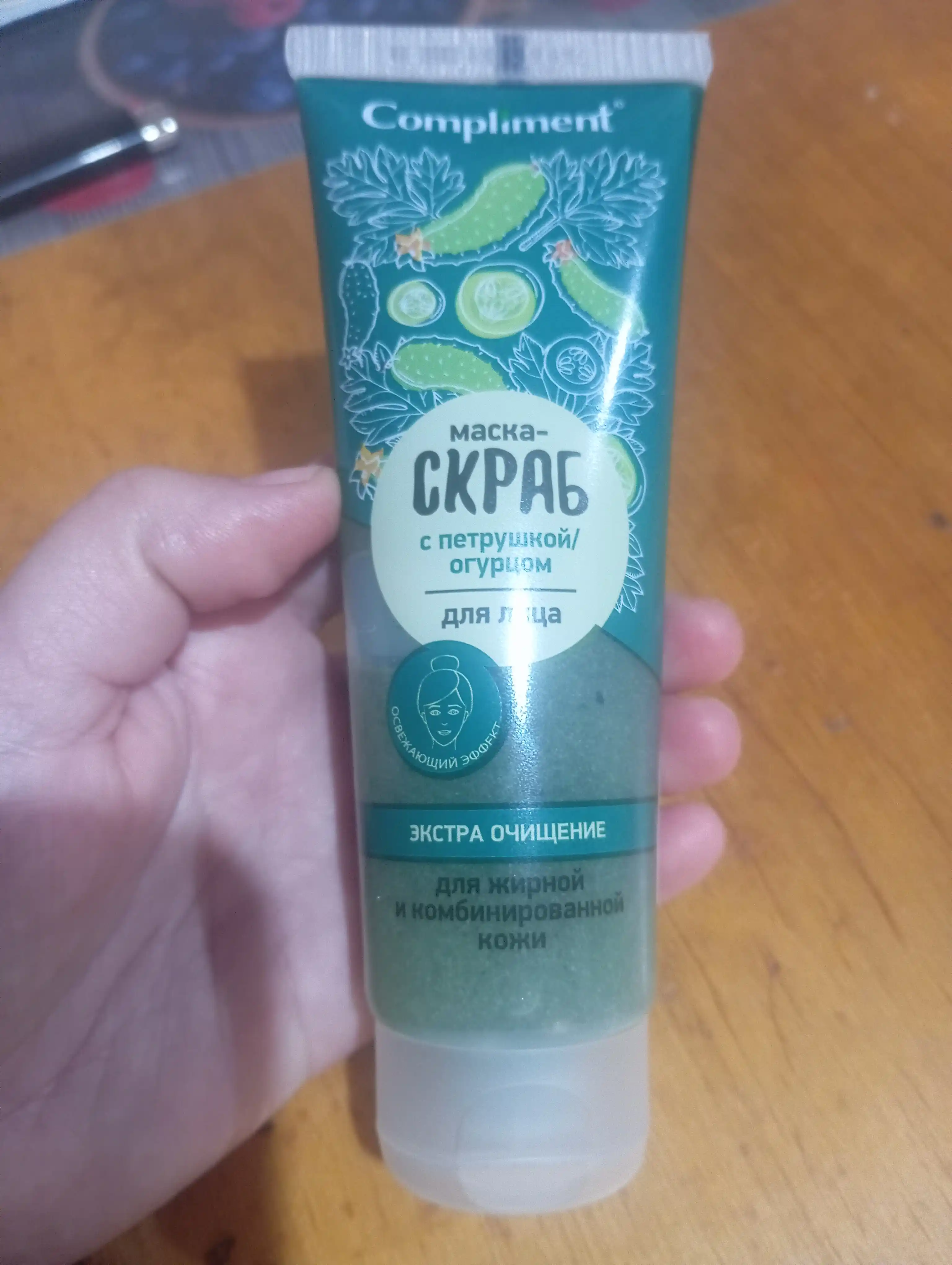 Yuz uchun maska, skrab yuz uchun 2 tasi 1 da Compliment, yuzga, 130 ml