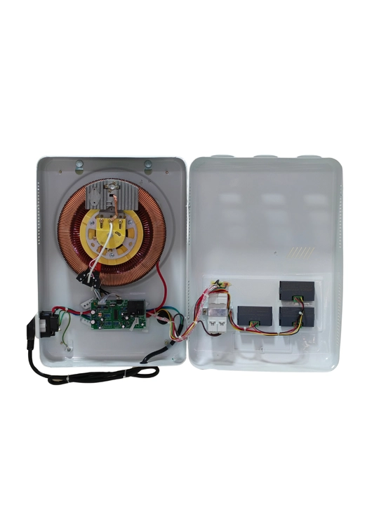Kuchlanish stabilizatori ANDeli SDW/SVC 1–50 kVA, 110–300V, 220V