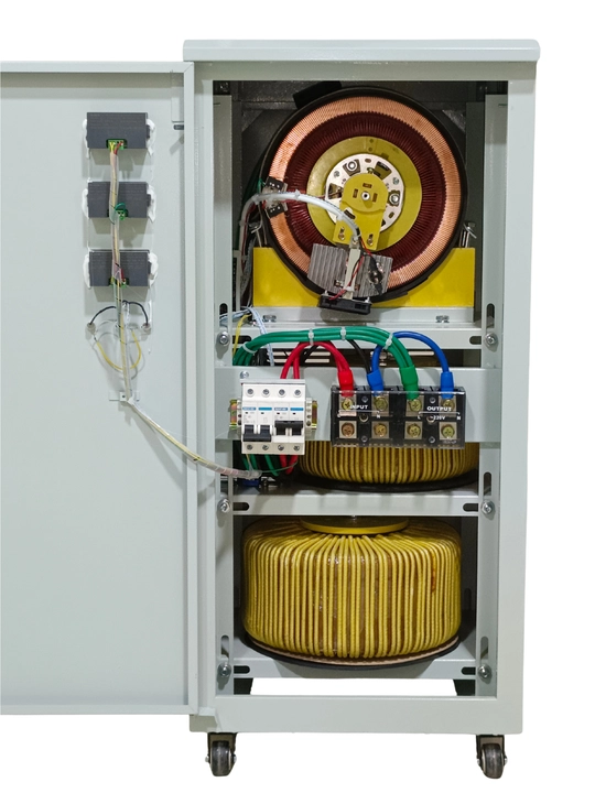 Kuchlanish stabilizatori ANDeli SDW/SVC 1–50 kVA, 110–300V, 220V