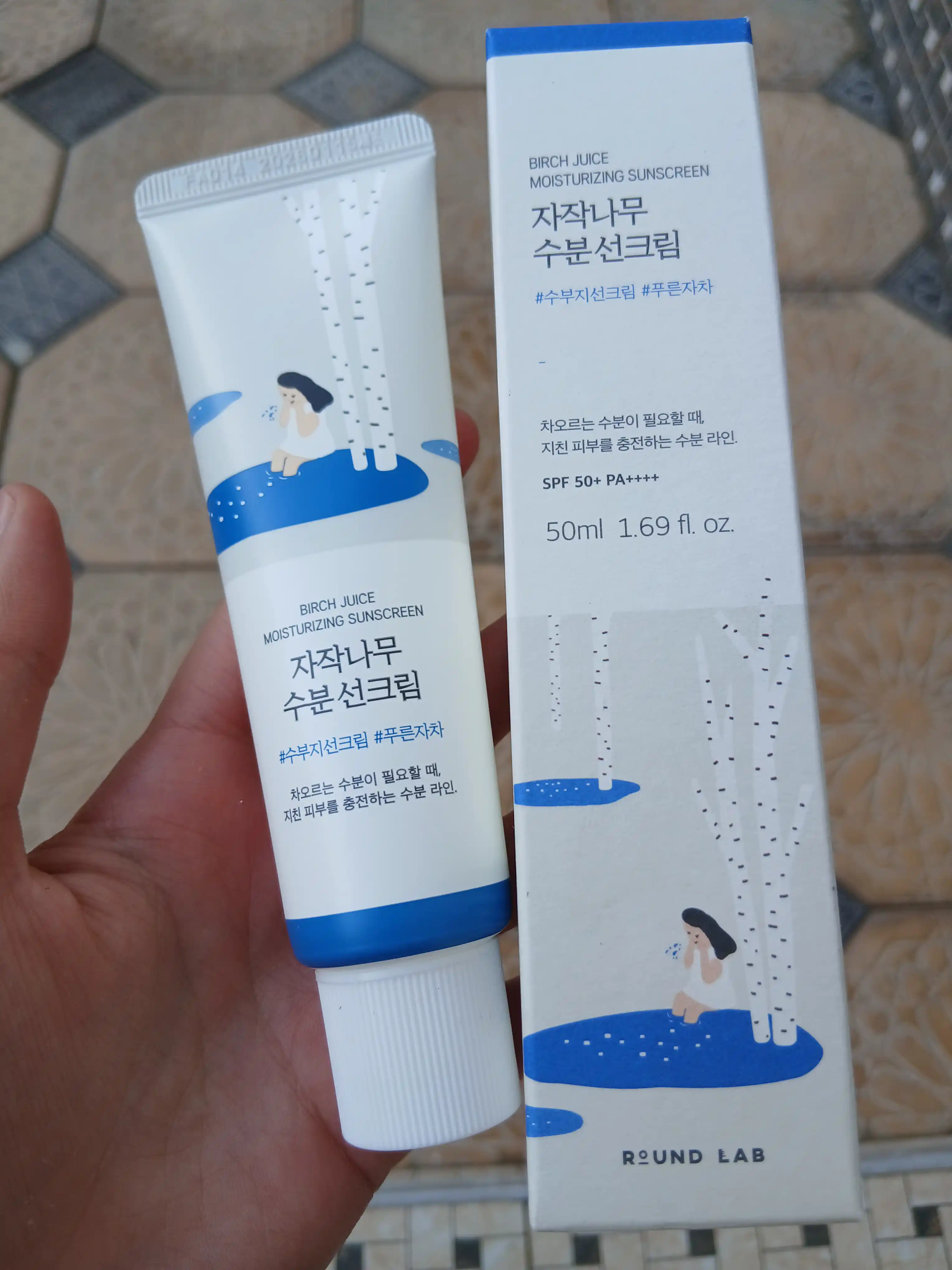 Солнцезащитный крем Round Lab Birch Juice Moisturizing Sunscreen SPF50+ PA++++, 50 мл