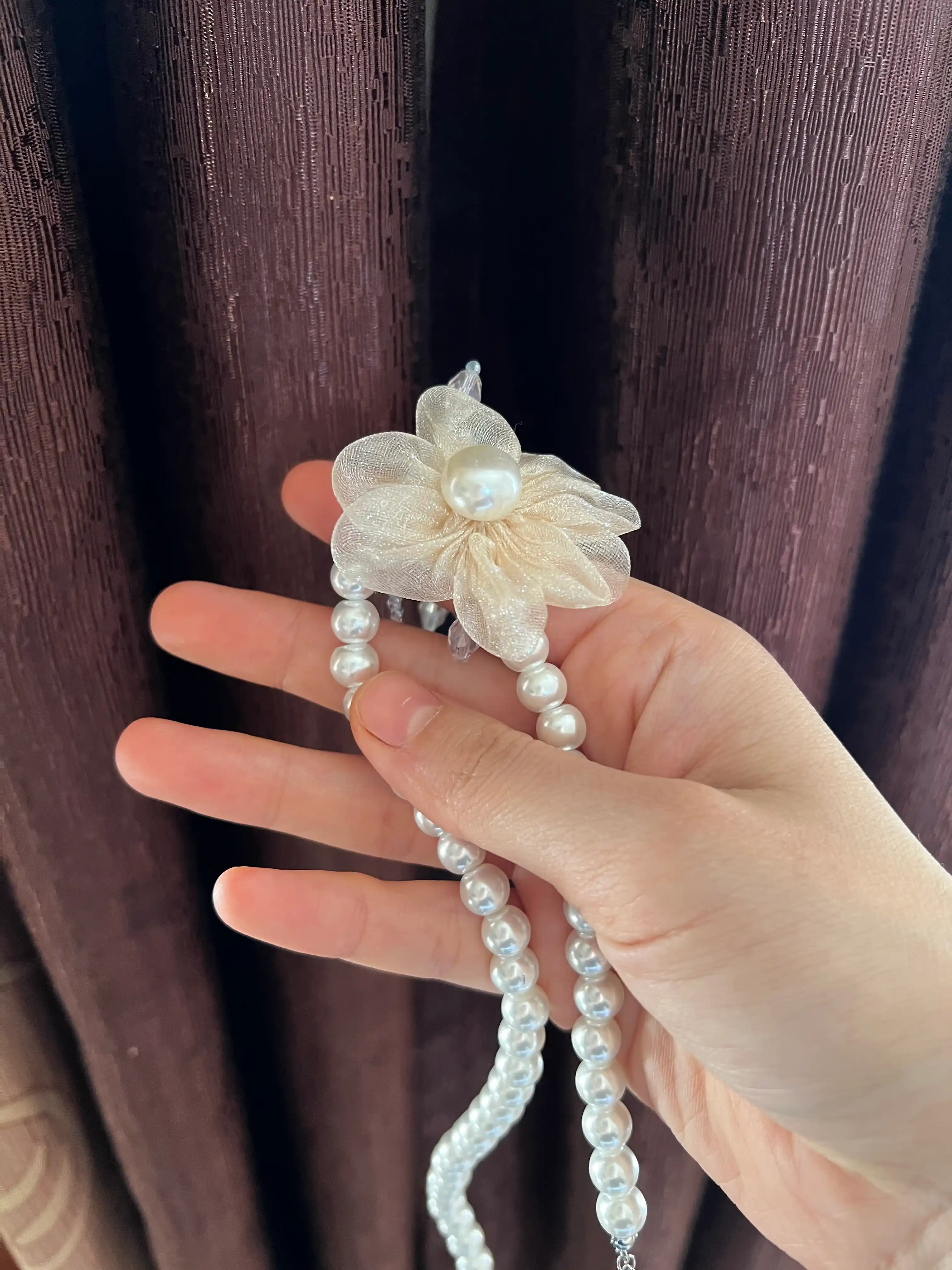 Ayollar chokeri, choker, ayollar ziraklari, bijuteriya, zanjir, ayollar zanjirchasi, bo‘yin chokeri