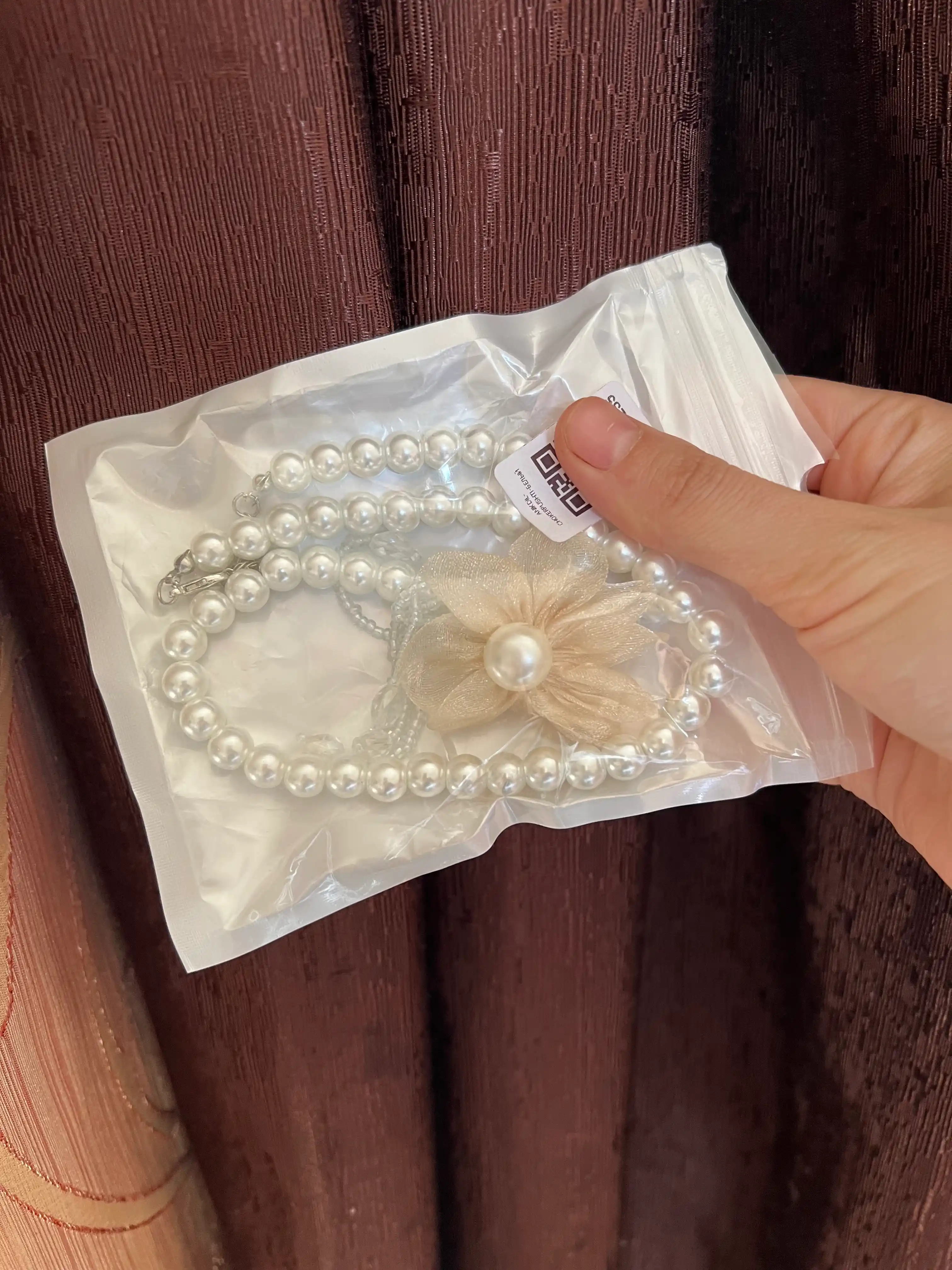 Ayollar chokeri, choker, ayollar ziraklari, bijuteriya, zanjir, ayollar zanjirchasi, bo‘yin chokeri