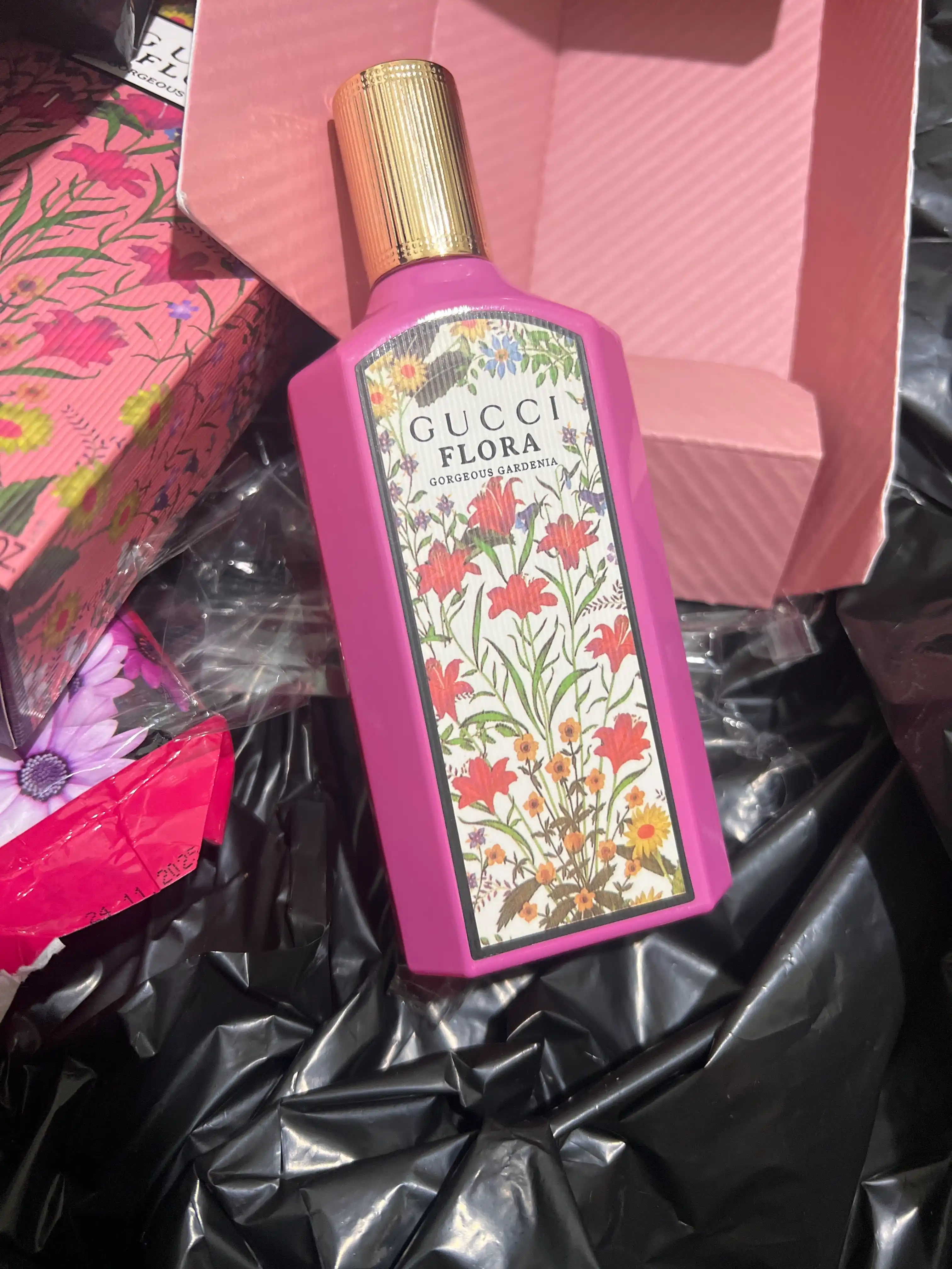 Atirlar ayollar uchun Gucci Flora Gorgeus Gardenia, parfyumlangan suv qizlar uchun