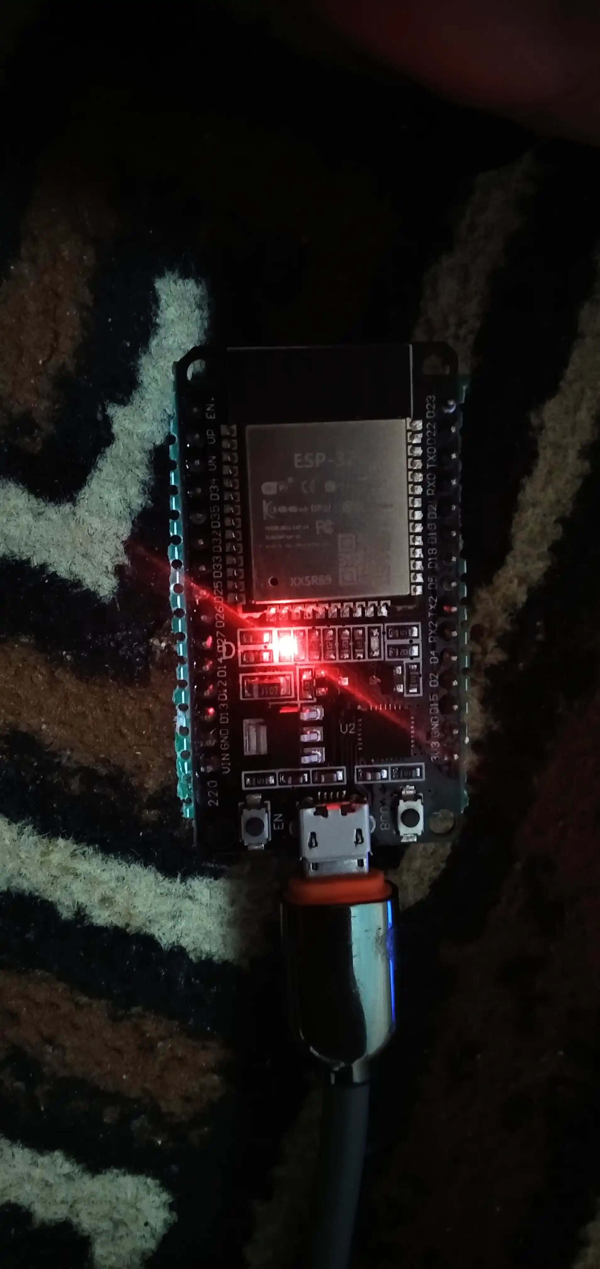 ESP32, Микроконтроллер,  NodeMCU, Wi-Fi, Bluetooth, WROOM, IoT проектов