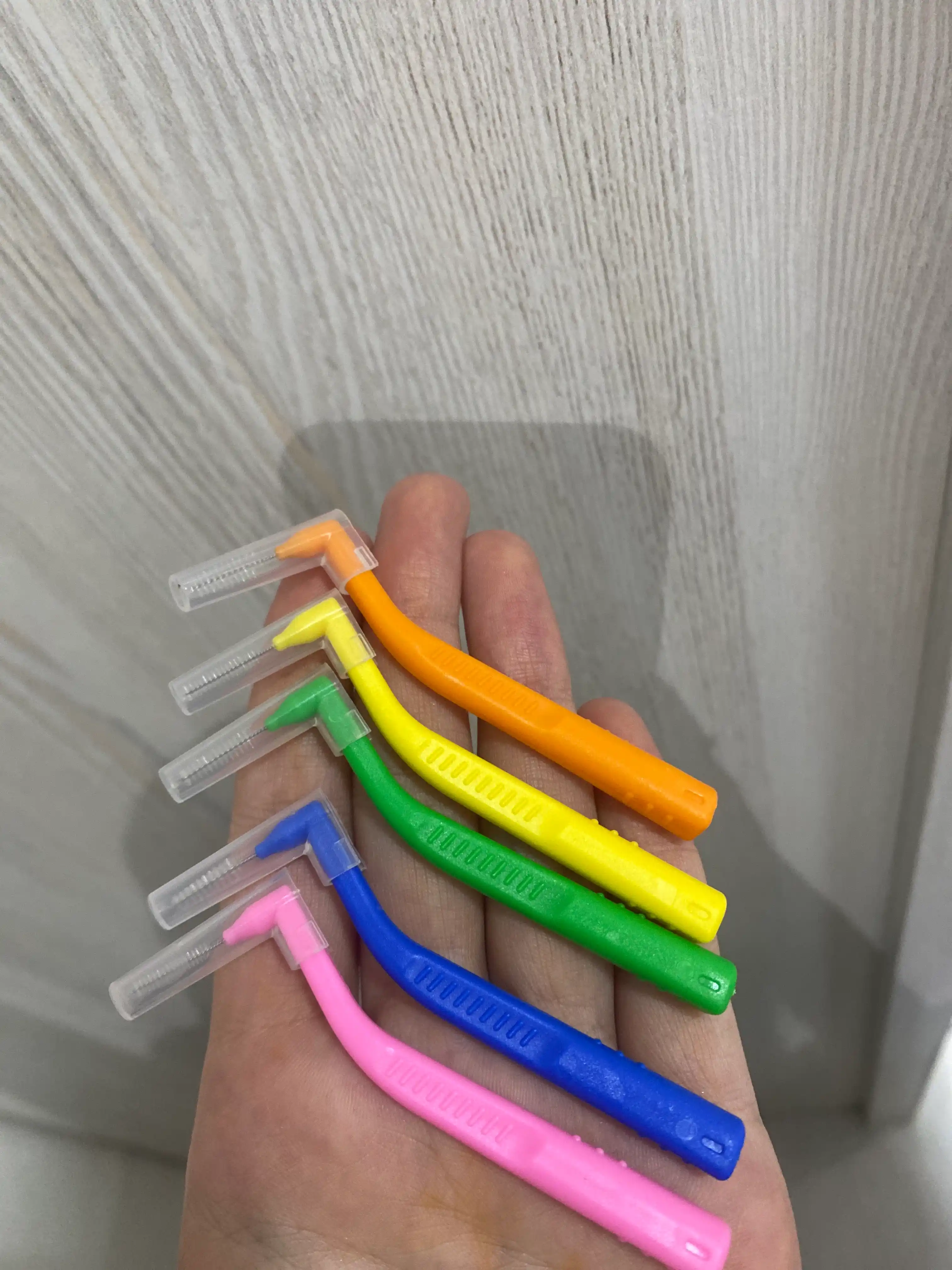 To'plamli tish cho'tkasi, ortodontik, interdental cho'tka