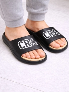 Qora