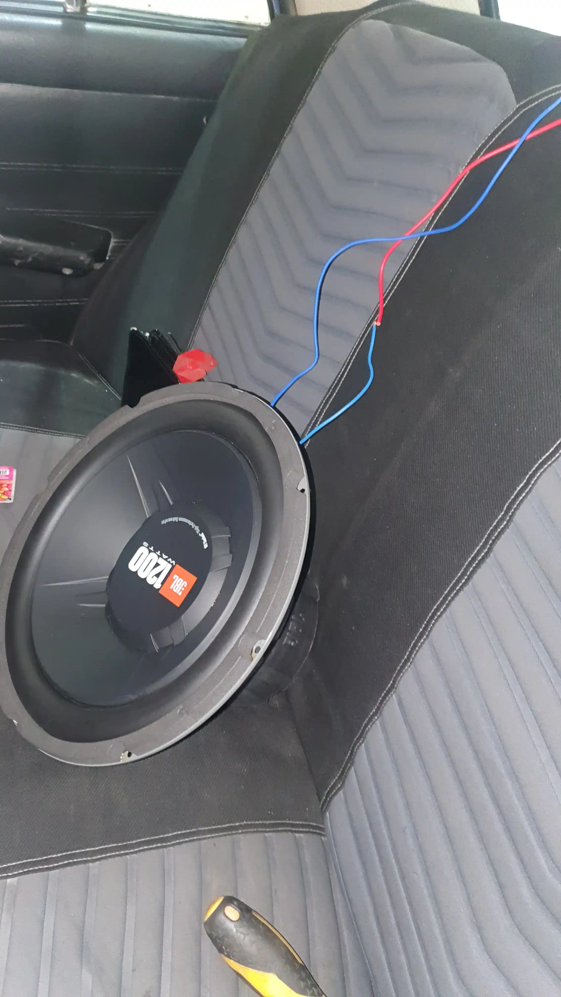 Сабвуфер JBL GT5-S12, 1200 Вт