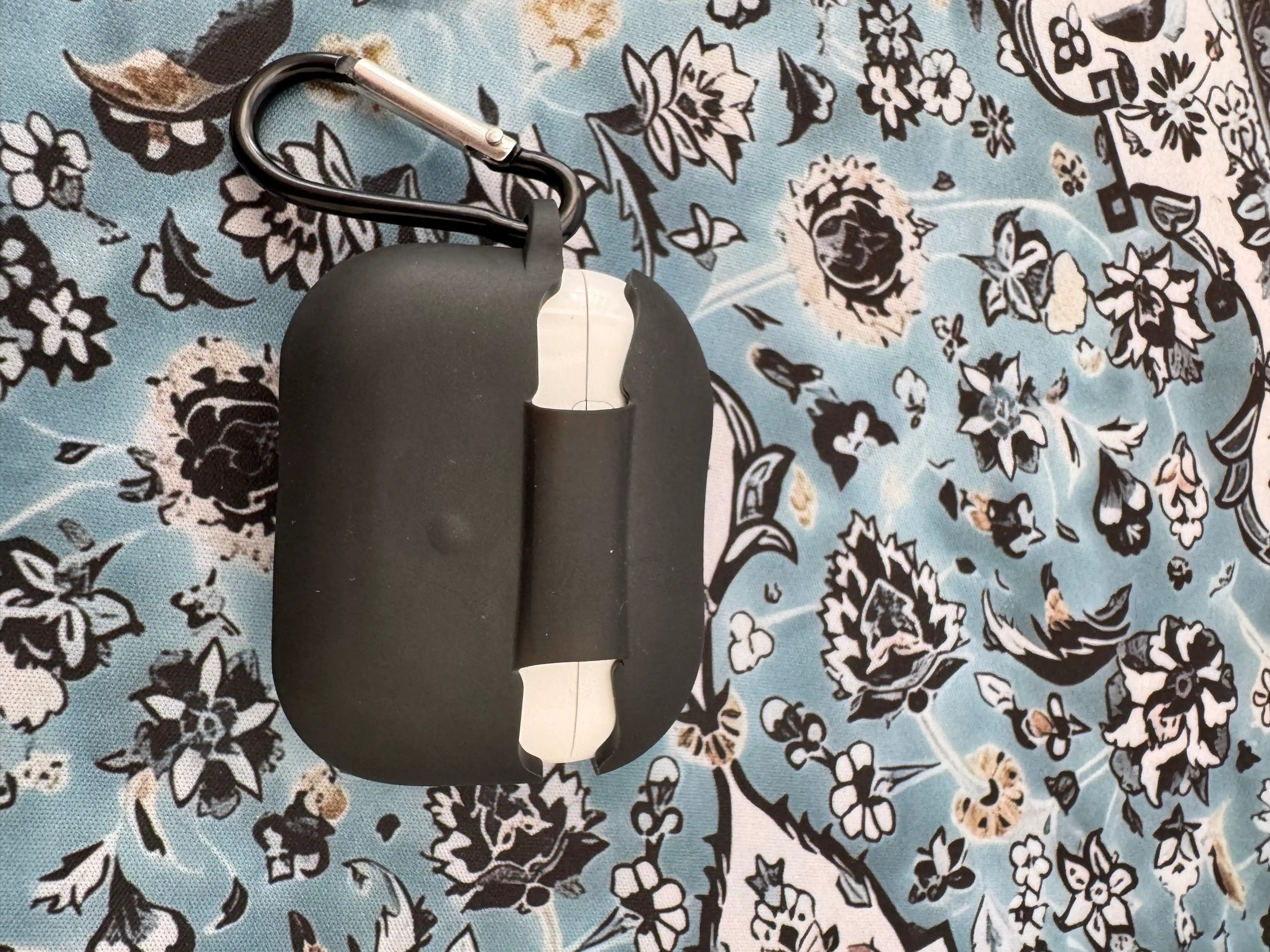 Силиконовый чехол для беспроводных наушников / Airpods 3