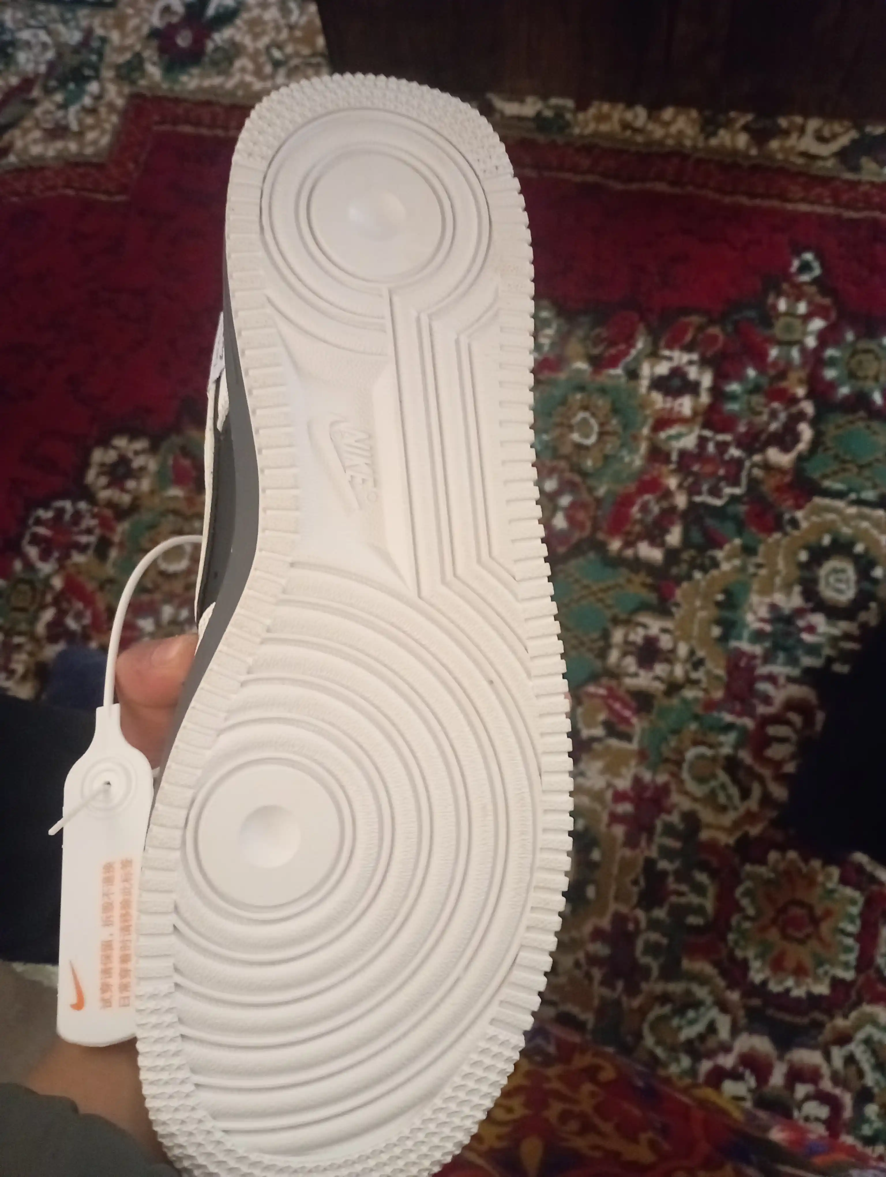 Erkaklar, ayollar va o‘smirlar uchun sport krossovkalari Nike Air Force 1, o'lchami 36-44