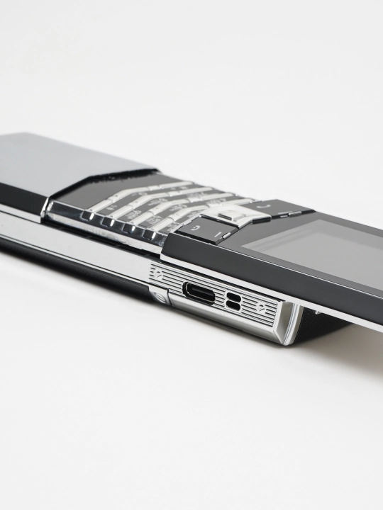 Tugmali telefon Vertu V888Pro Slider