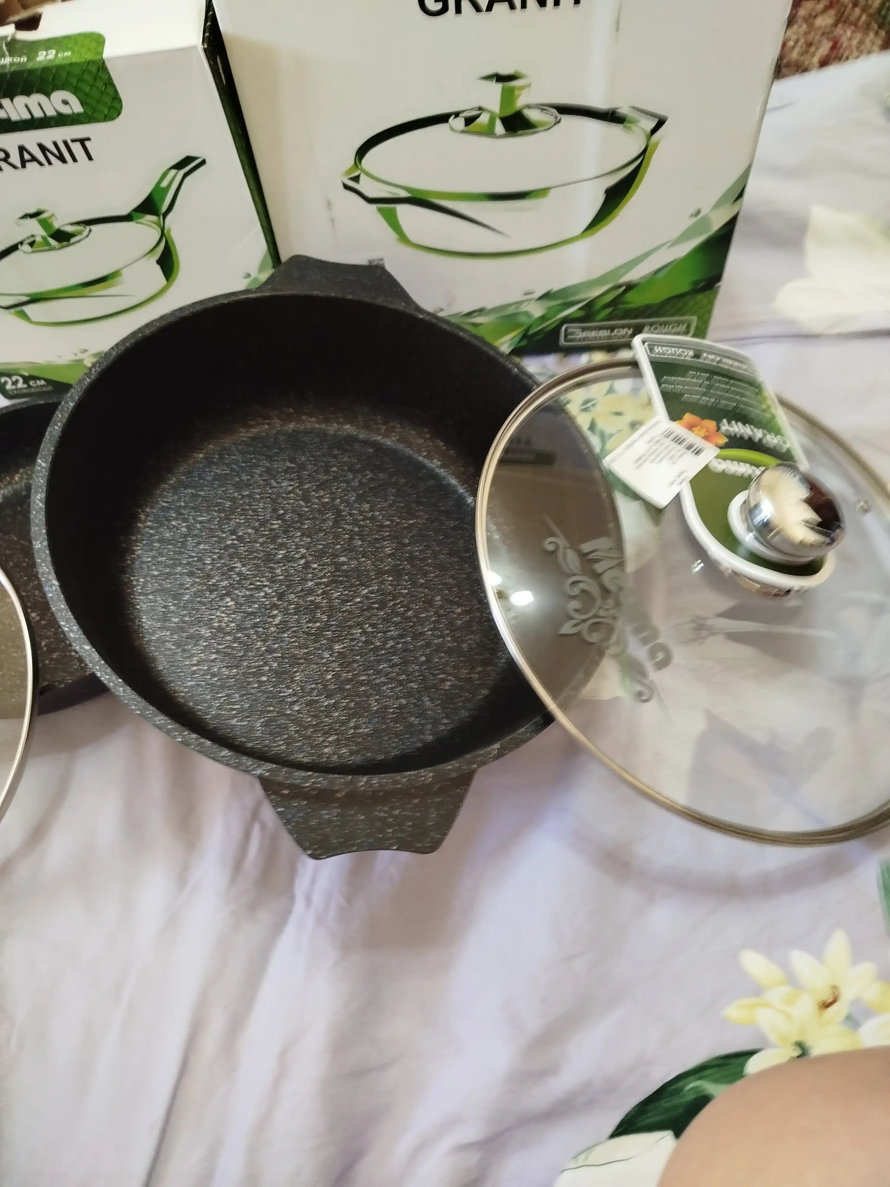 Антипригарная жаровня Мечта, серия Granit Star ultra