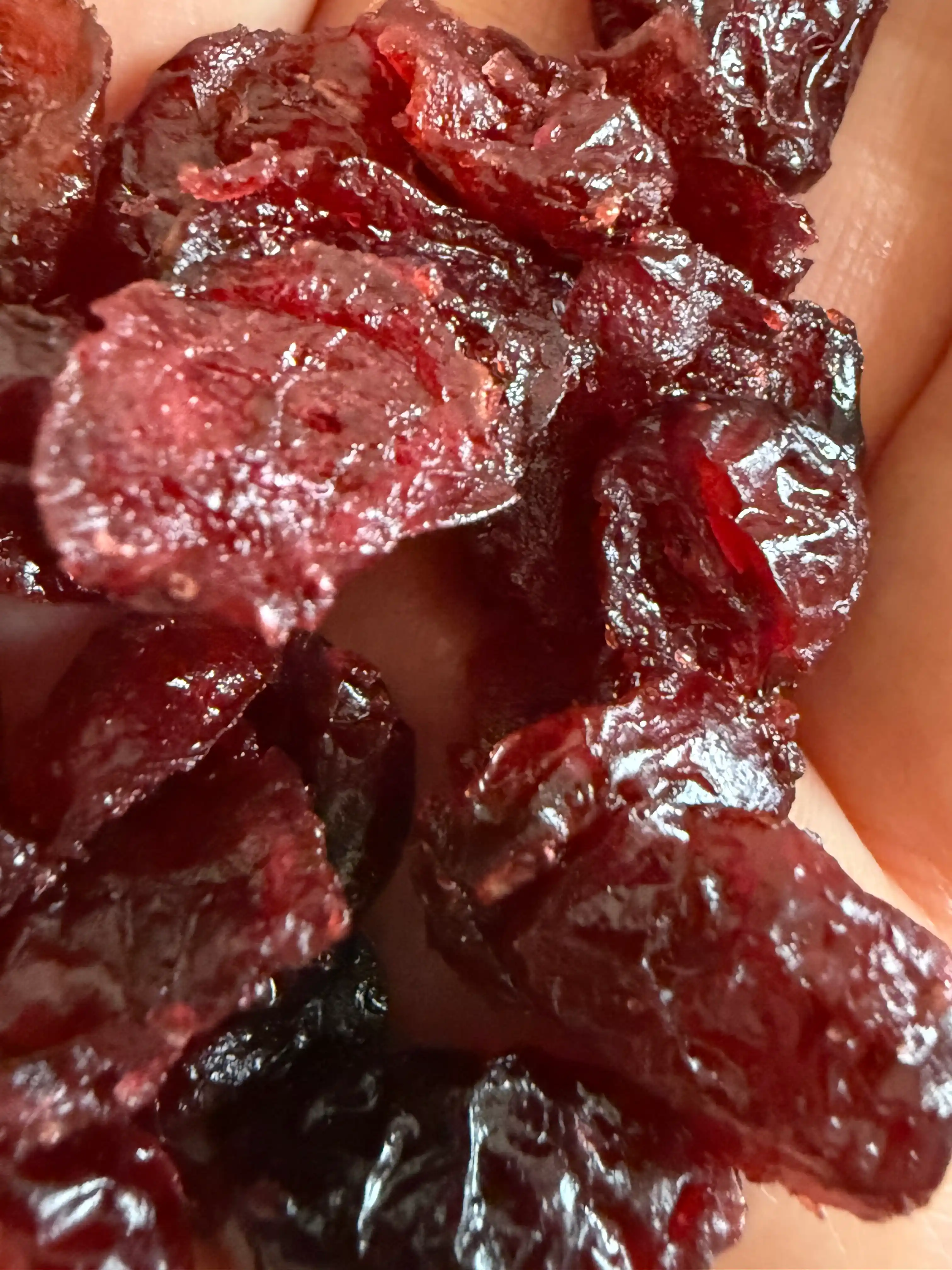 Quritilgan klyukva, shirin, 250 gr