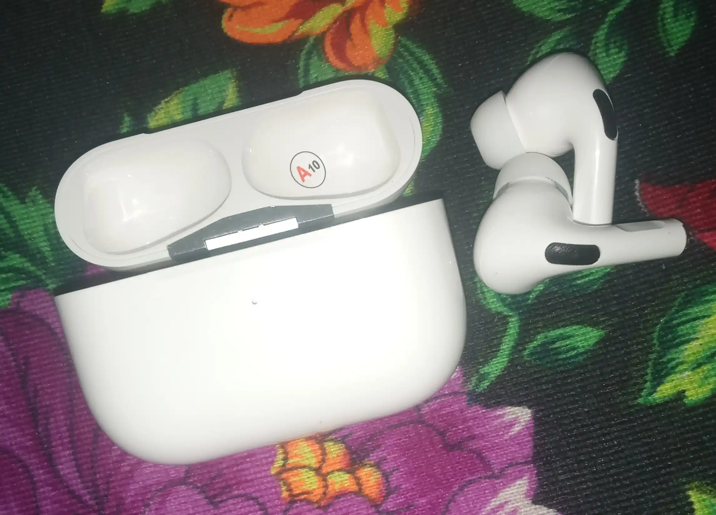 Simsiz quloqchinlar Bluetooth AirPro3