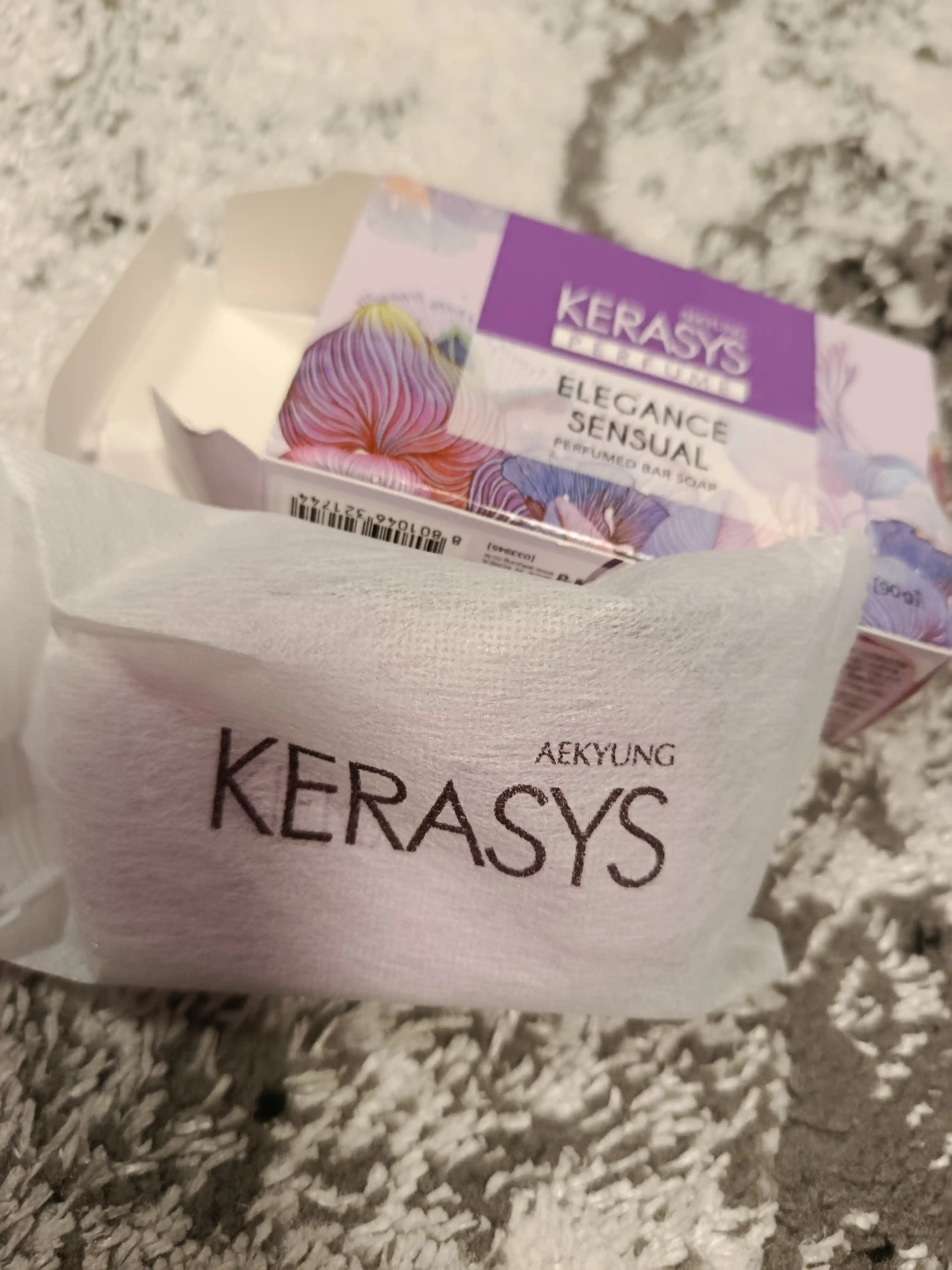 Kerasys kosmetik, xushbo‘ylantirilgan, ozuqaviy, namlovchi, yog‘sizlantiruvchi sovuni