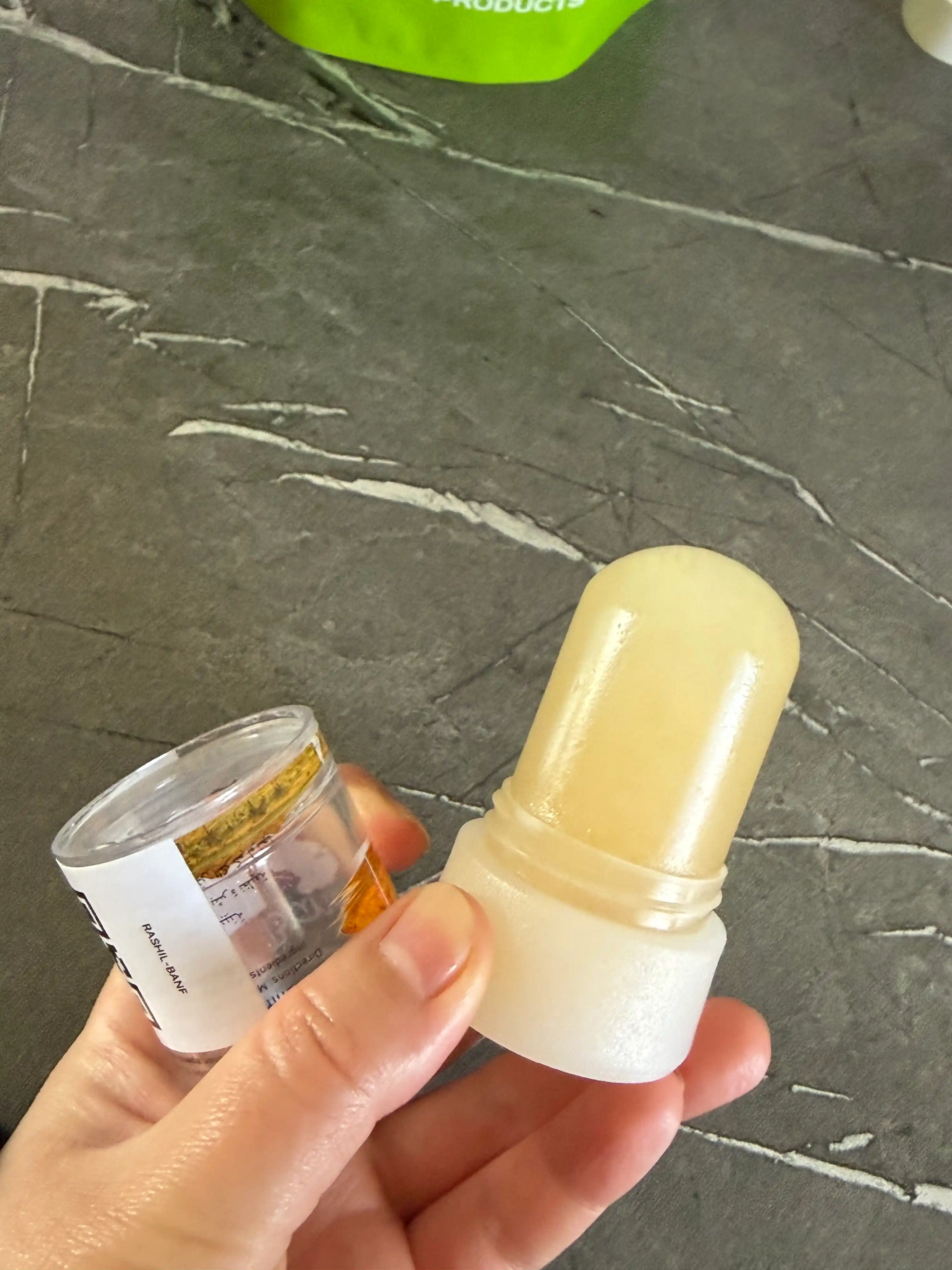 Banafa tabiiy minerallar va achchiq toshli dezodarant stik, 70 gr
