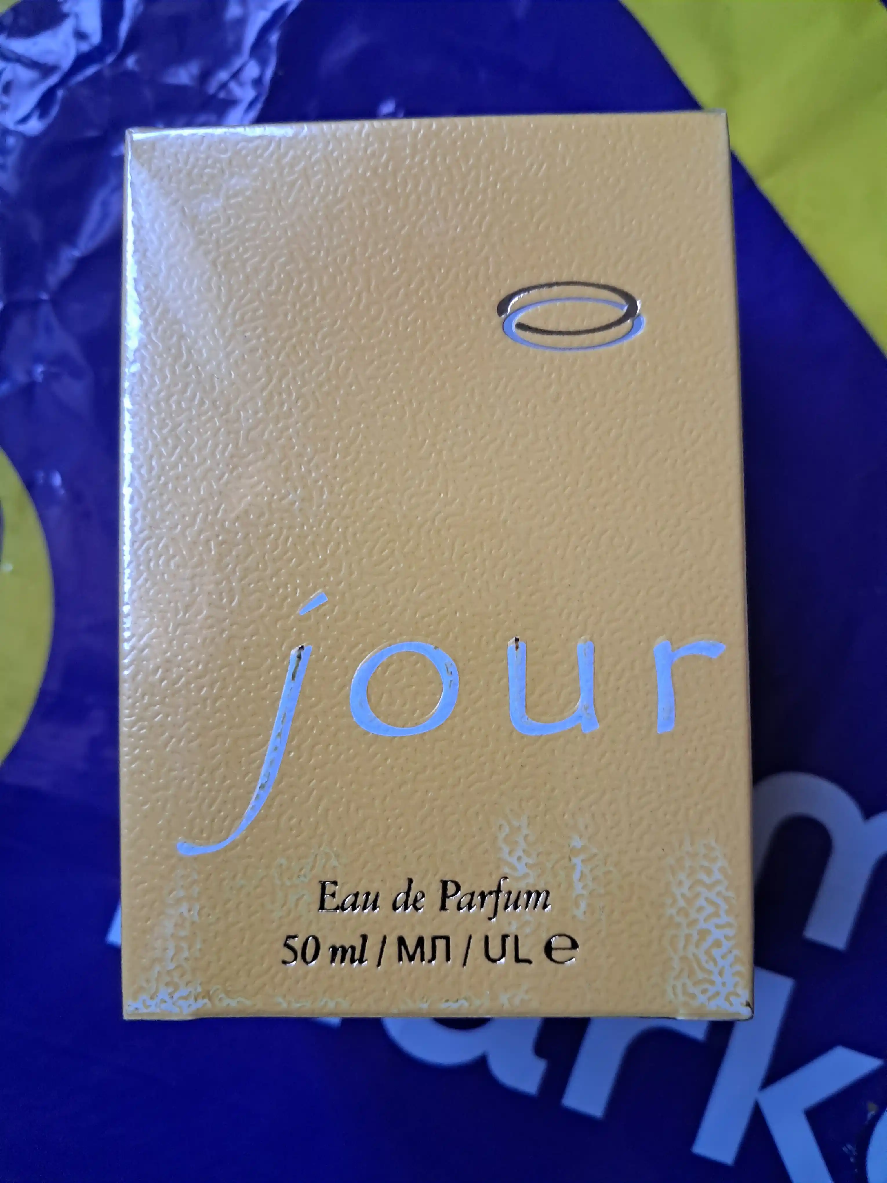 Ayollar uchun parfyumlangan suv, 50 ml