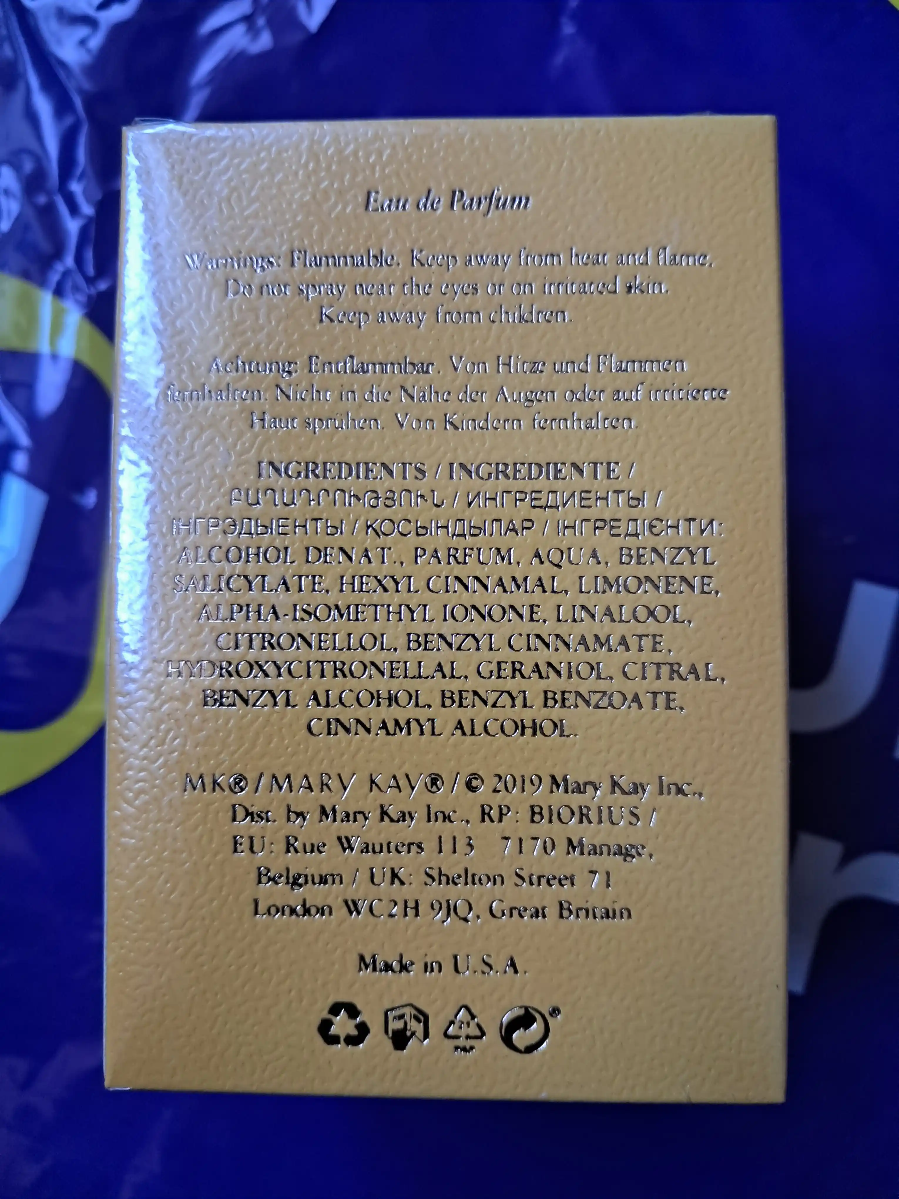 Ayollar uchun parfyumlangan suv, 50 ml