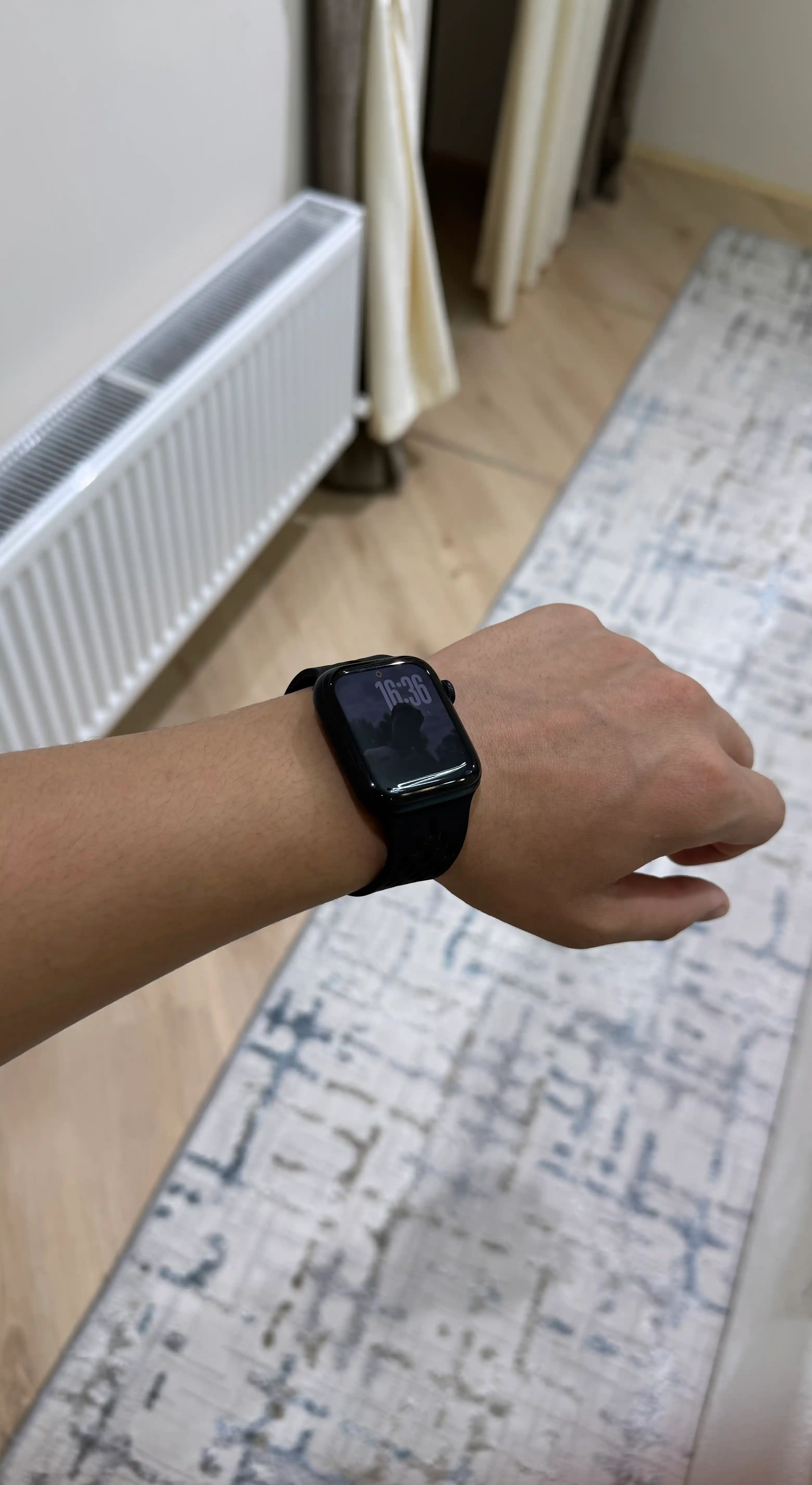 Умные часы Apple Watch SE, 2nd gen, 40/44 мм