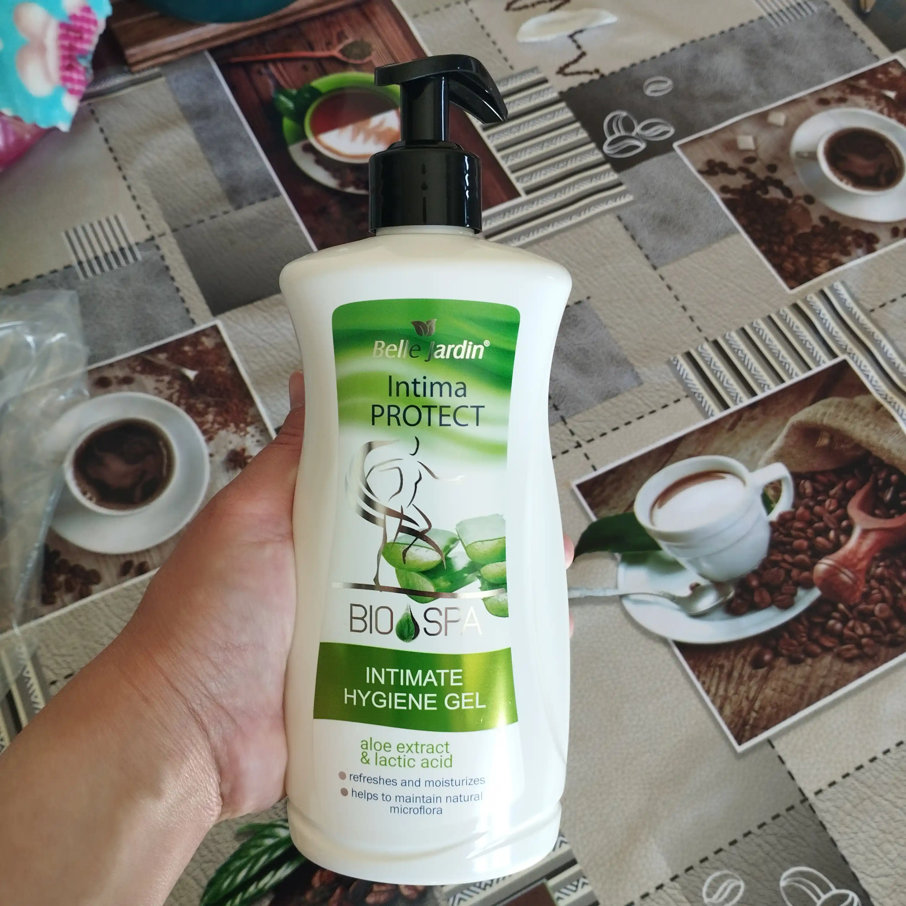 Гель для интимной гигиены, с экстрактом алое и молочная кислота Belle Jardin, 500 ml