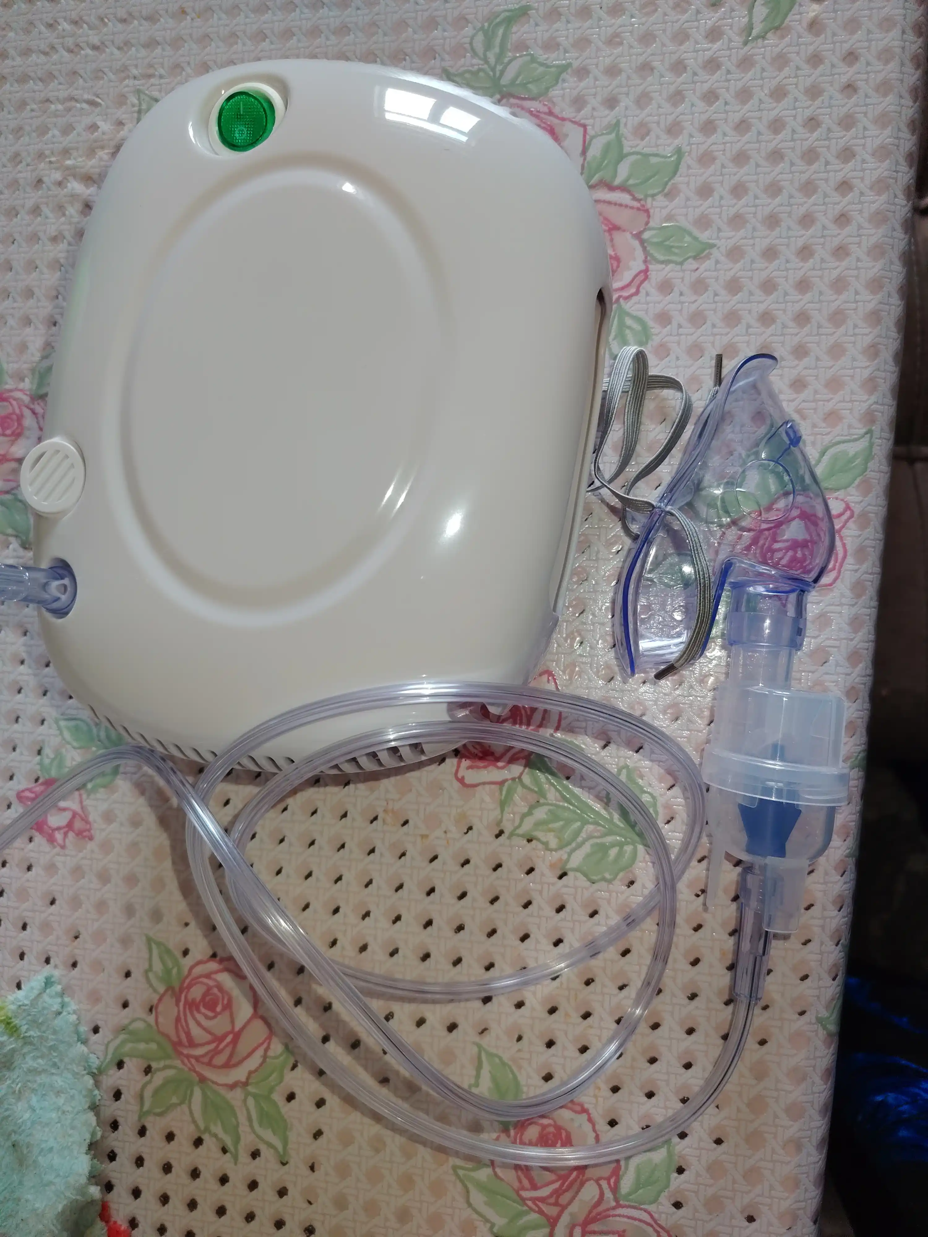 Nebulizer - kompressor ingalyatori, kattalar va bolalar uchun CNB69008
